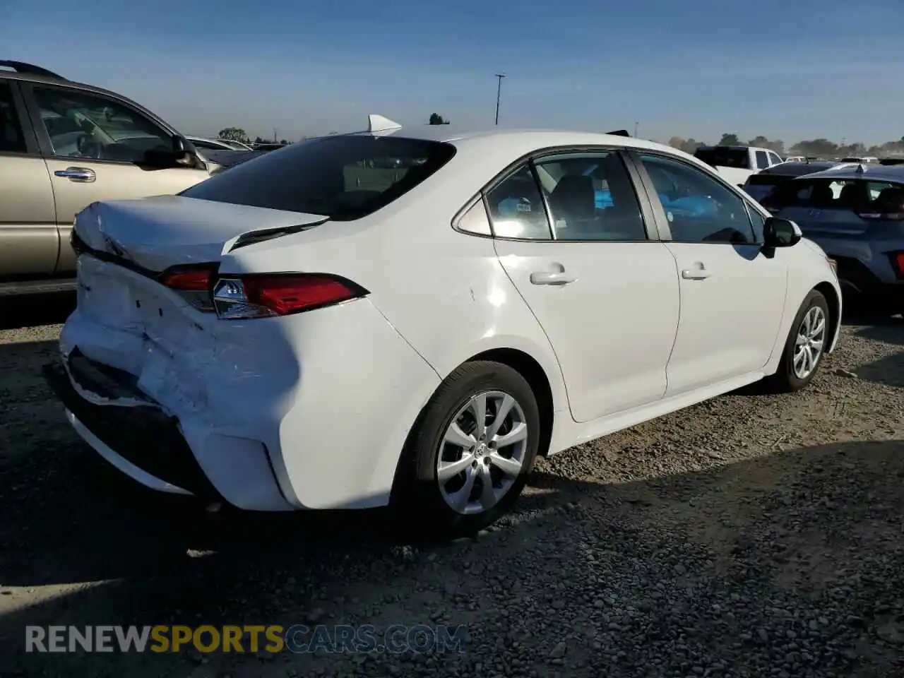 3 Фотография поврежденного автомобиля 5YFEPMAE9MP251761 TOYOTA COROLLA 2021