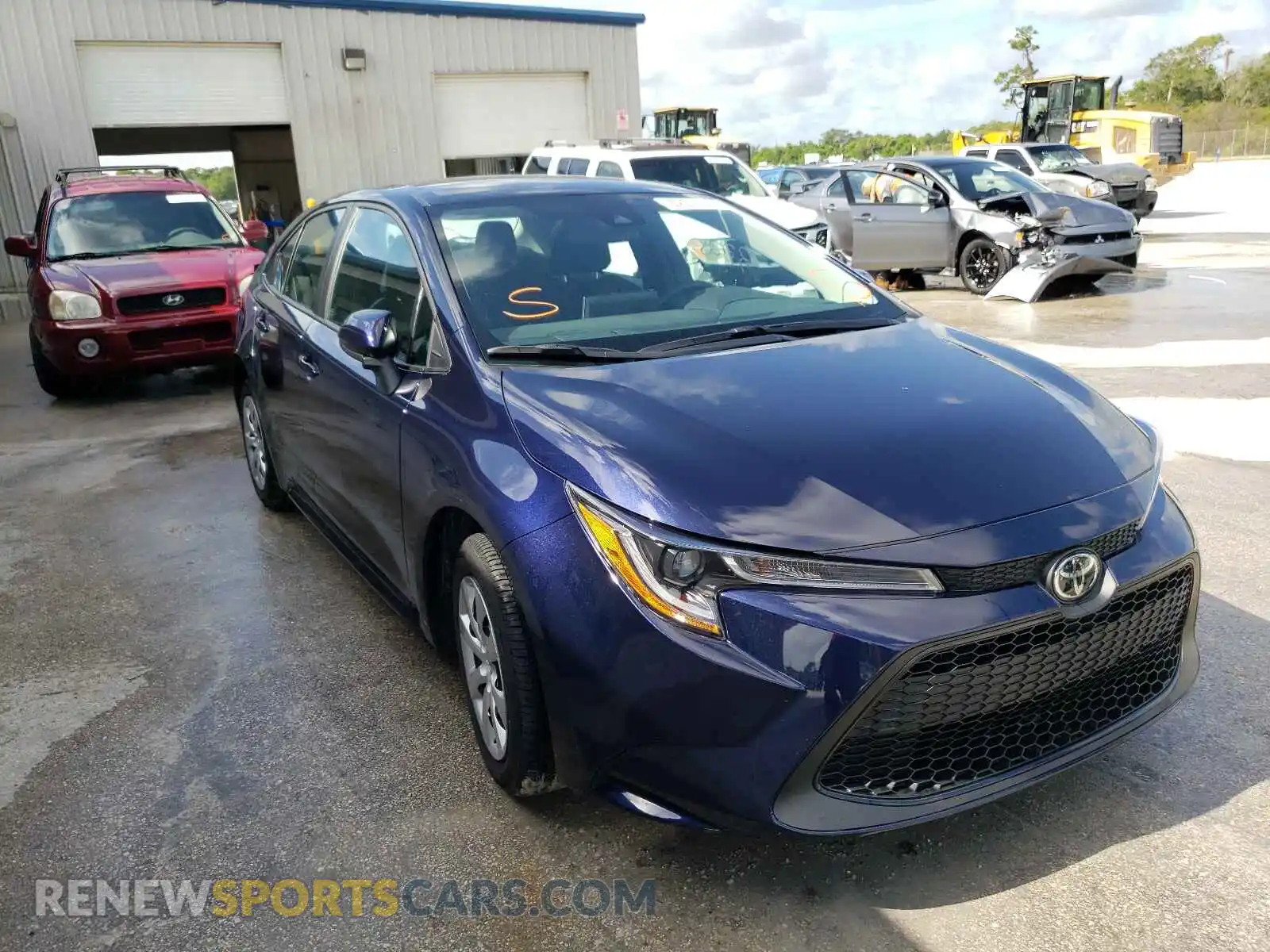 1 Фотография поврежденного автомобиля 5YFEPMAE9MP253252 TOYOTA COROLLA 2021
