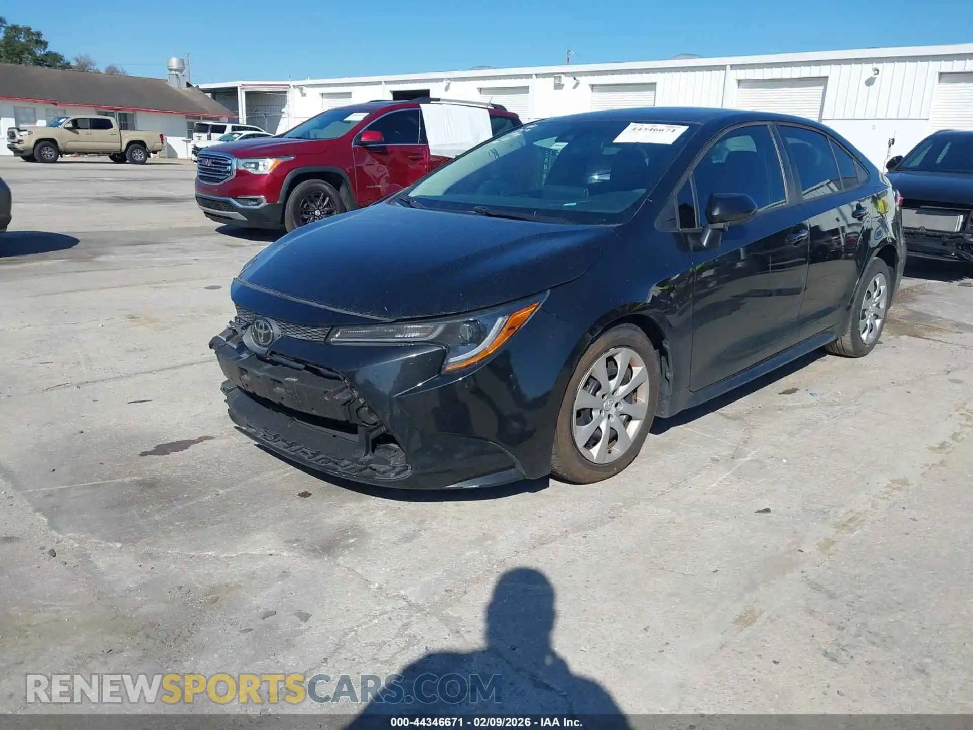 2 Photograph of a damaged car 5YFEPMAE9MP260654 TOYOTA COROLLA 2021