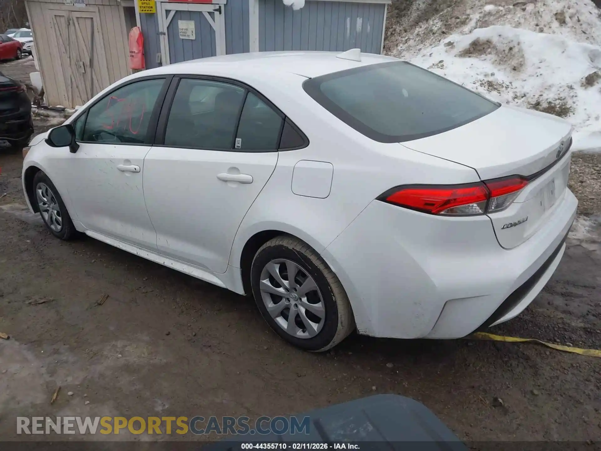 3 Photograph of a damaged car 5YFEPMAE9MP260718 TOYOTA COROLLA 2021
