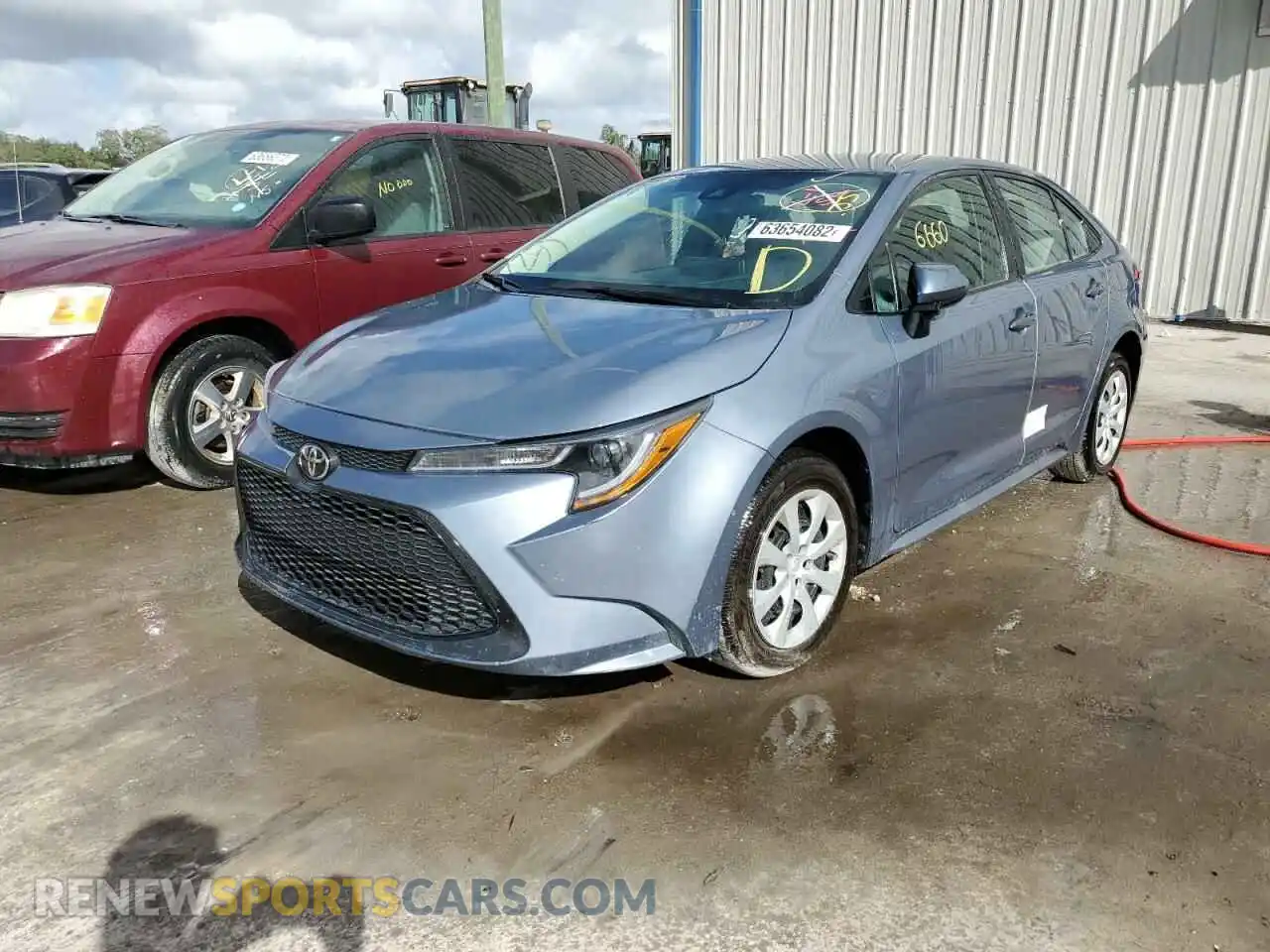 2 Photograph of a damaged car 5YFEPMAE9MP269306 TOYOTA COROLLA 2021