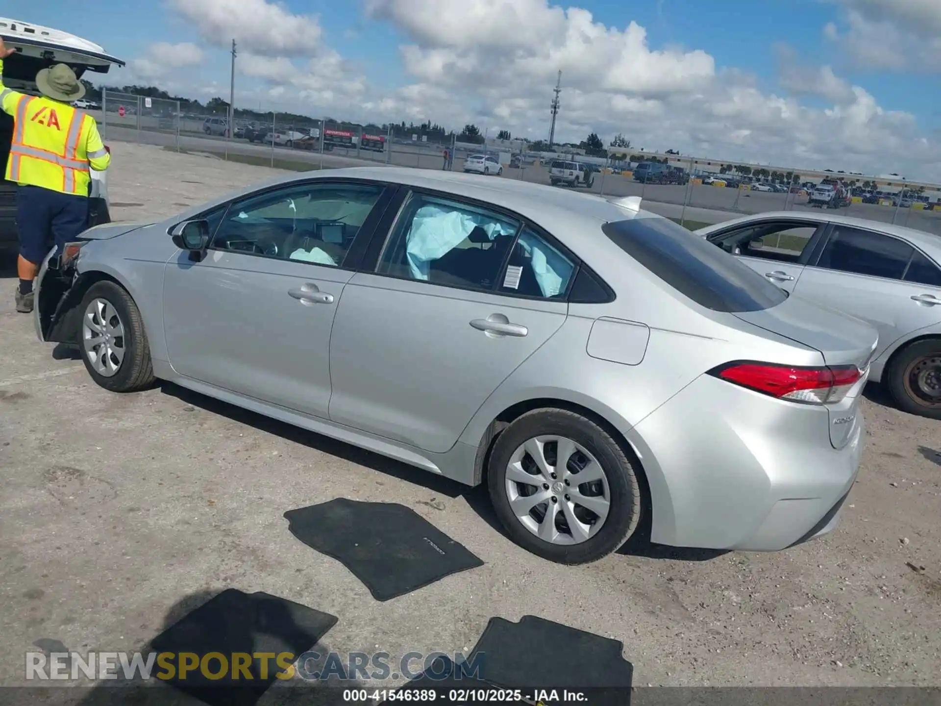 3 Photograph of a damaged car 5YFEPMAEXMP150308 TOYOTA COROLLA 2021