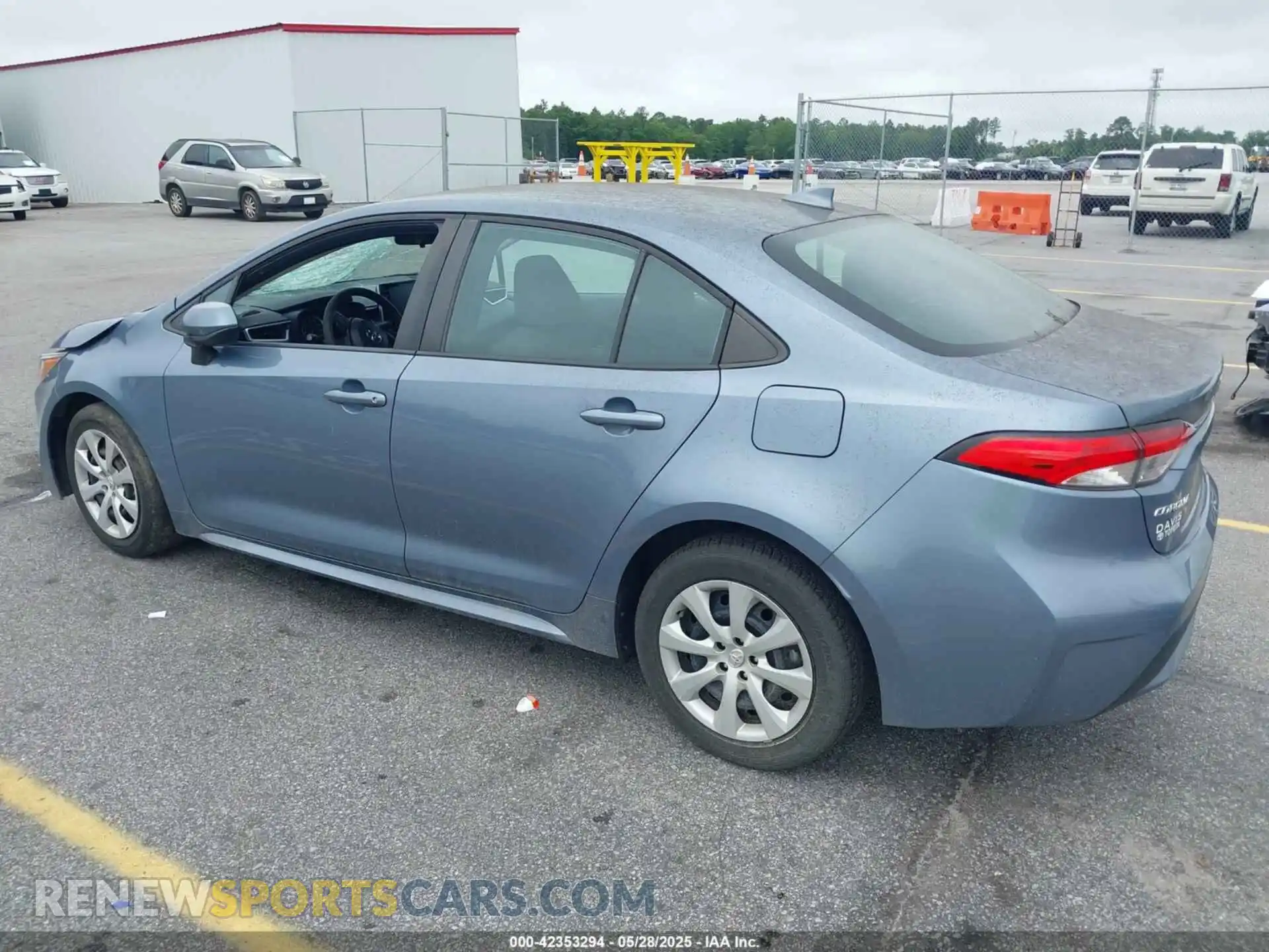 3 Photograph of a damaged car 5YFEPMAEXMP156903 TOYOTA COROLLA 2021