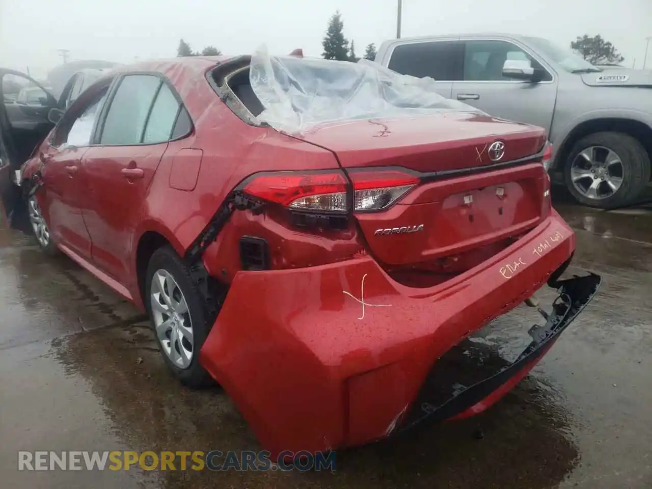 3 Photograph of a damaged car 5YFEPMAEXMP185608 TOYOTA COROLLA 2021