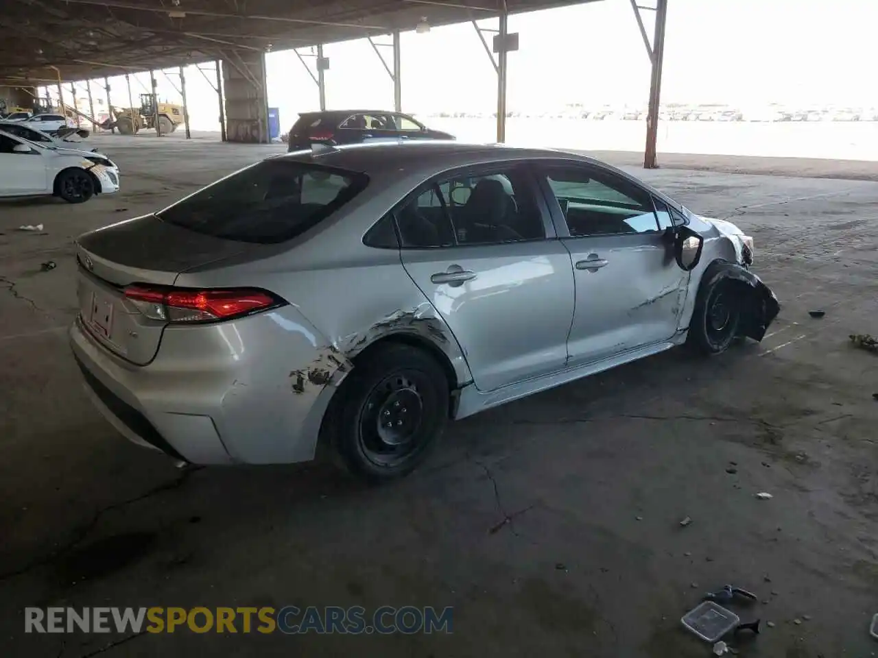 3 fotografías del automóvil dañado 5YFEPMAEXMP188623 TOYOTA COROLLA 2021