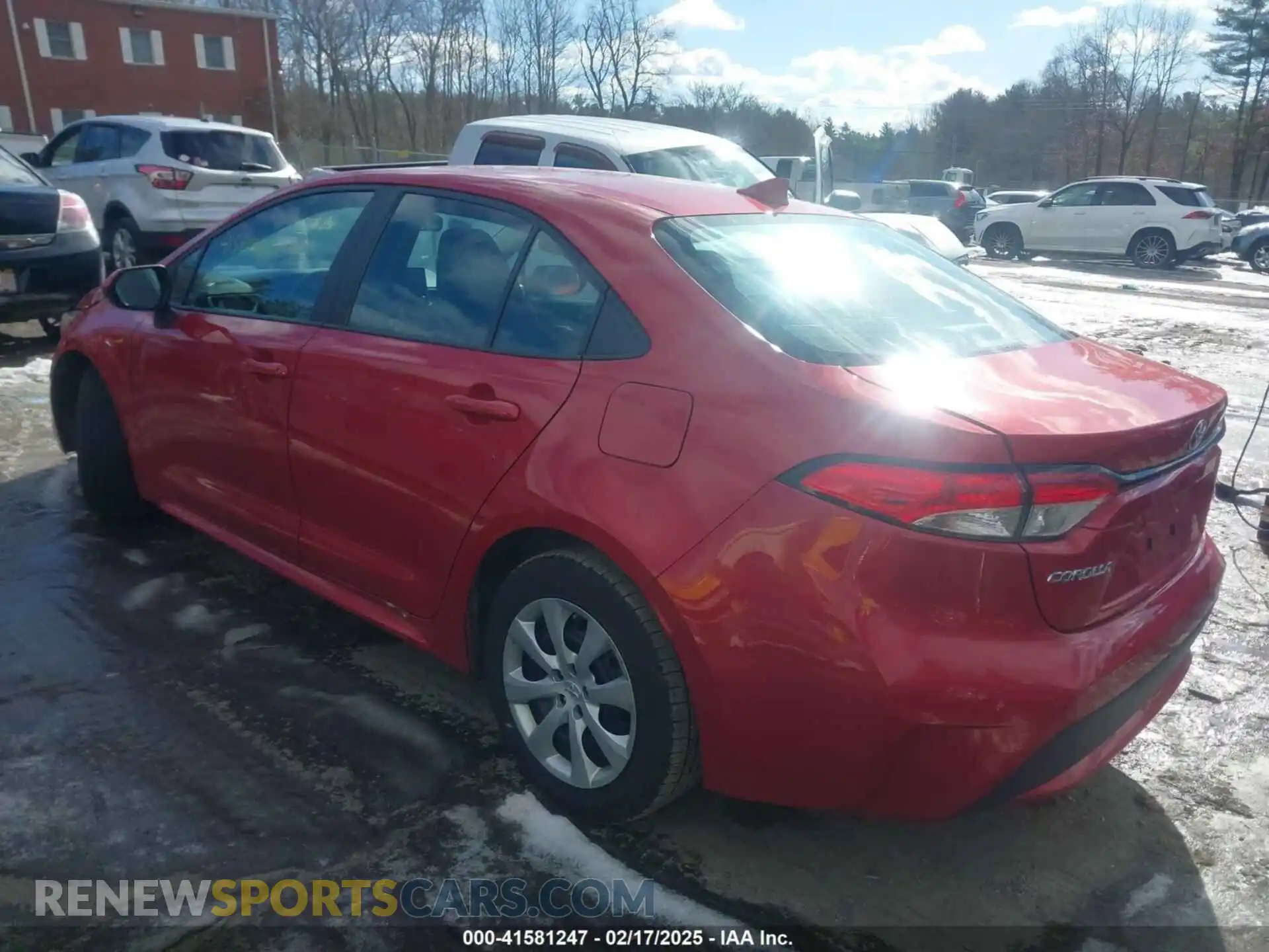 3 Photograph of a damaged car 5YFEPMAEXMP189948 TOYOTA COROLLA 2021
