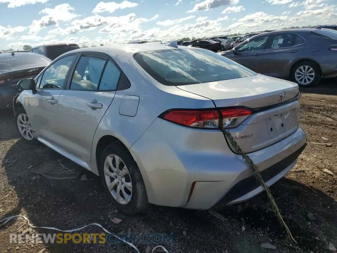 3 fotografías del automóvil dañado 5YFEPMAEXMP229901 TOYOTA COROLLA 2021