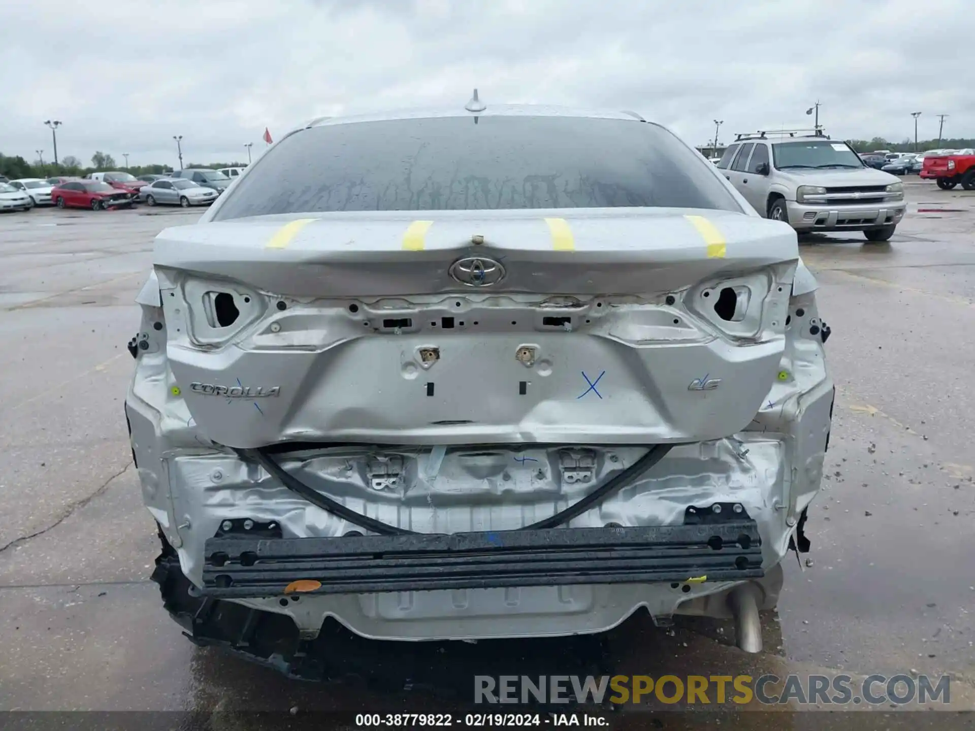 16 Photograph of a damaged car 5YFEPMAEXMP235438 TOYOTA COROLLA 2021