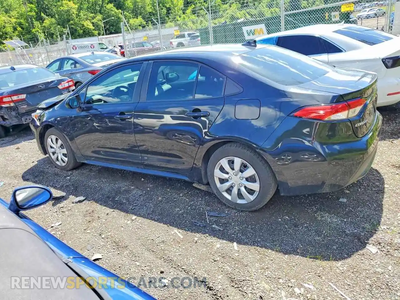 2 fotografías del automóvil dañado 5YFEPMAEXMP238761 TOYOTA COROLLA 2021