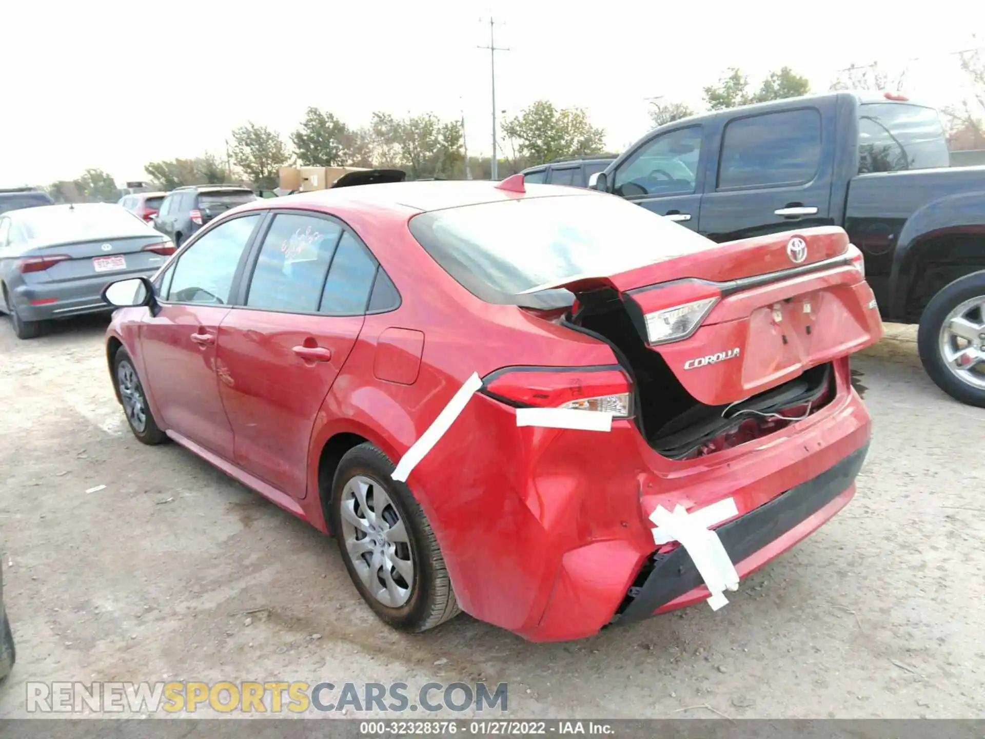 3 Photograph of a damaged car 5YFEPMAEXMP239022 TOYOTA COROLLA 2021