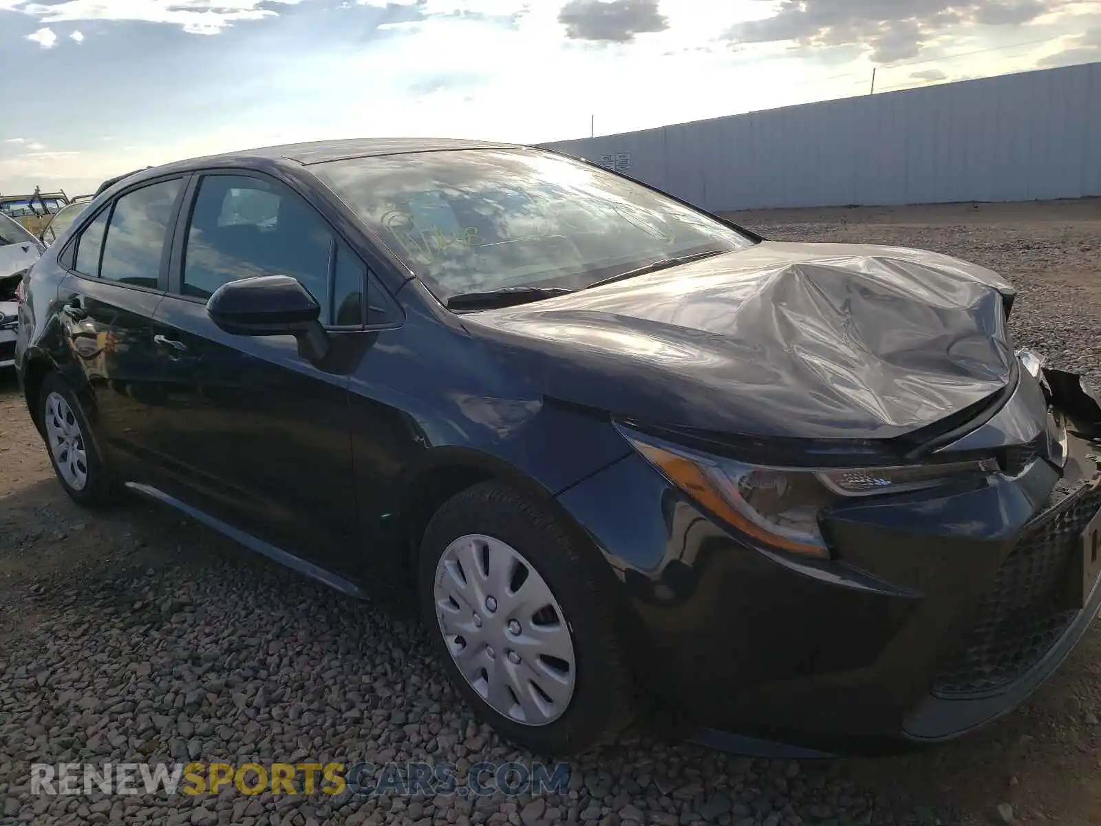 1 Photograph of a damaged car 5YFEPMAEXMP252711 TOYOTA COROLLA 2021