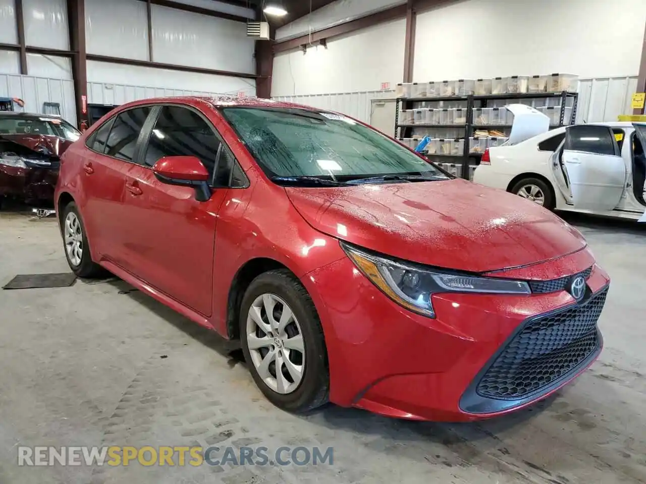 1 Фотография поврежденного автомобиля 5YFEPMAEXMP269427 TOYOTA COROLLA 2021
