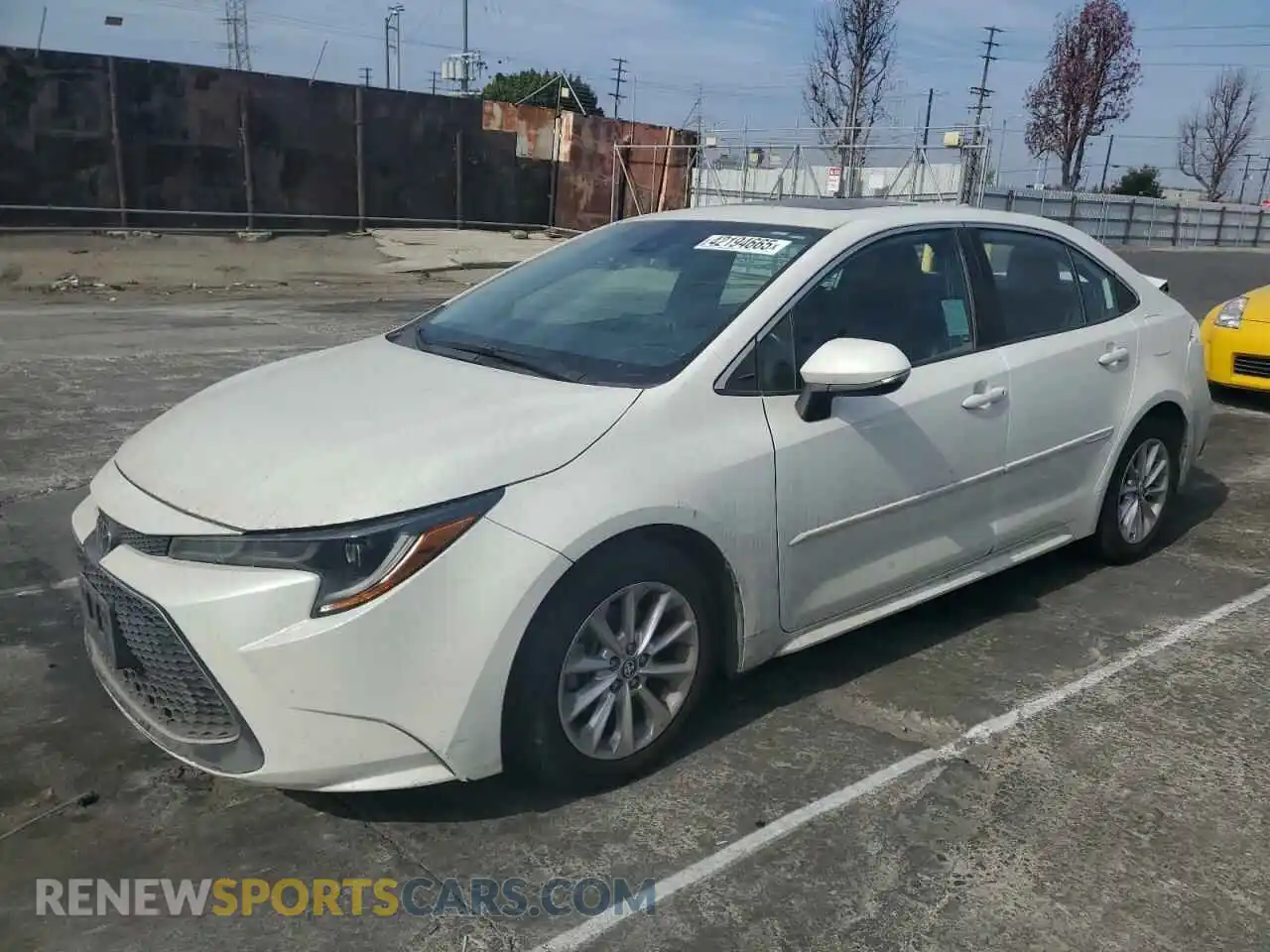 1 Photograph of a damaged car 5YFFPMAE4MP259108 TOYOTA COROLLA 2021