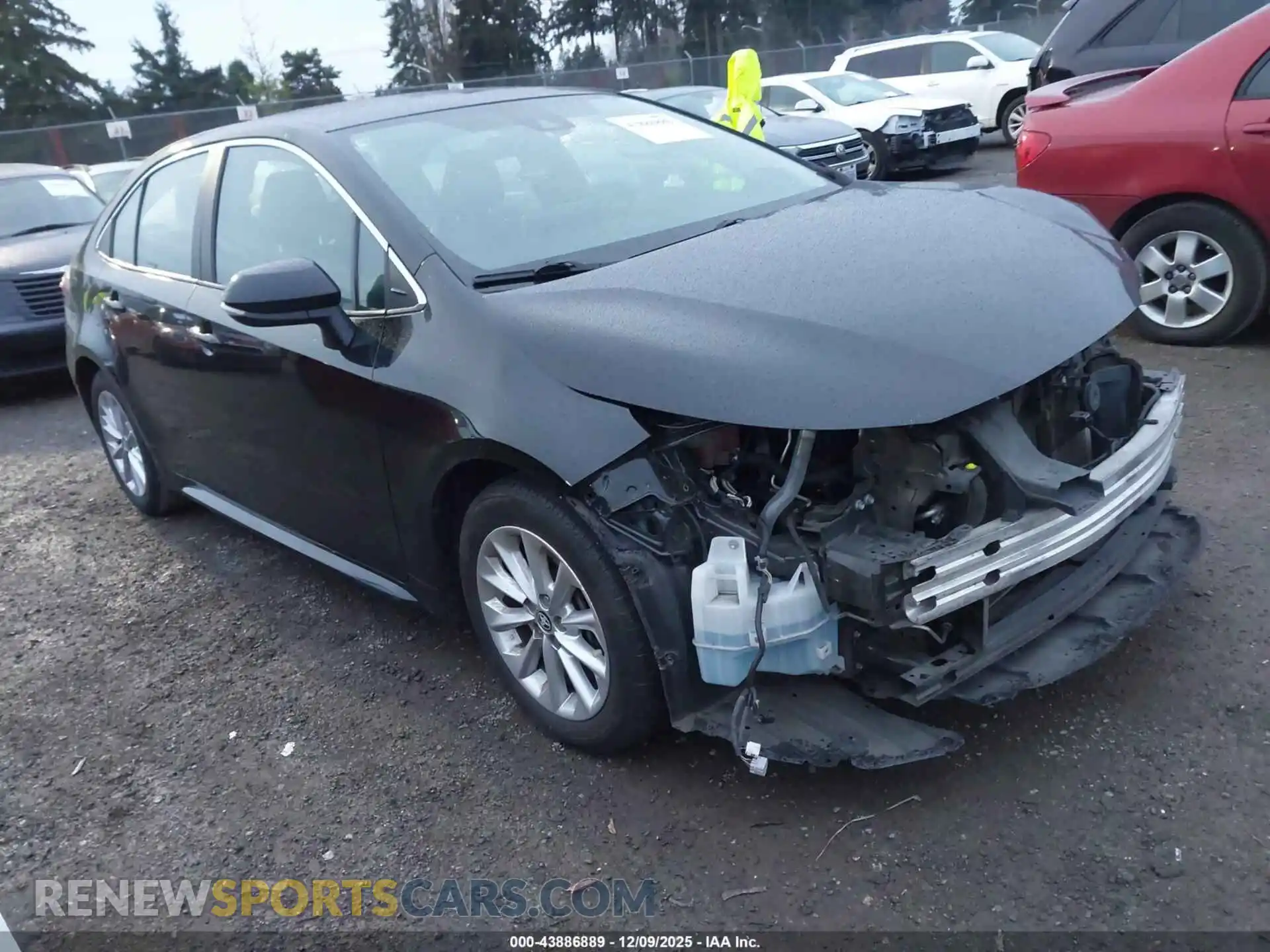 1 Photograph of a damaged car 5YFFPMAE9MP183336 TOYOTA COROLLA 2021