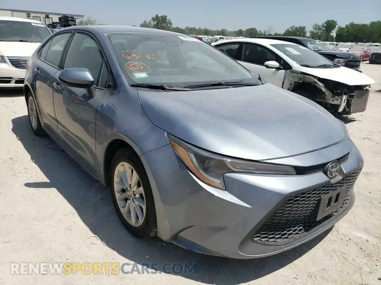 1 Photograph of a damaged car 5YFHPMAE2MP163132 TOYOTA COROLLA 2021