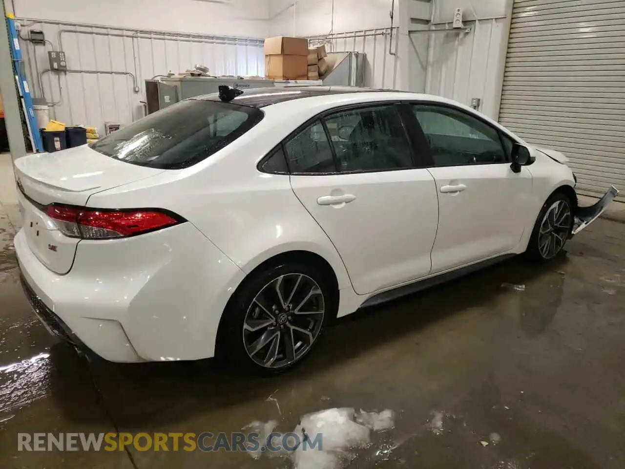 3 Photograph of a damaged car 5YFP4MCE2MP074176 TOYOTA COROLLA 2021