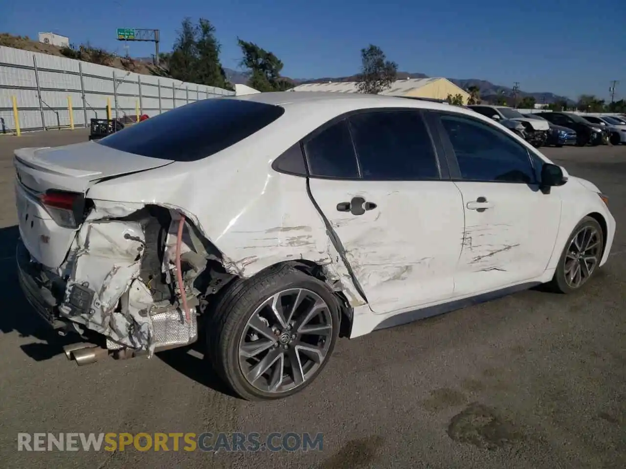 3 Photograph of a damaged car 5YFP4MCE3MP061002 TOYOTA COROLLA 2021