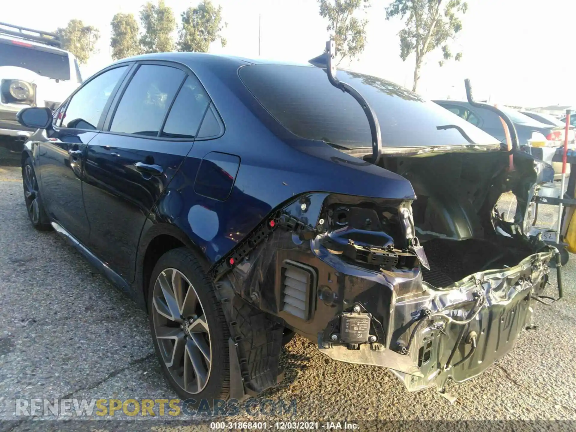 3 fotografías del automóvil dañado 5YFP4MCE3MP061968 TOYOTA COROLLA 2021