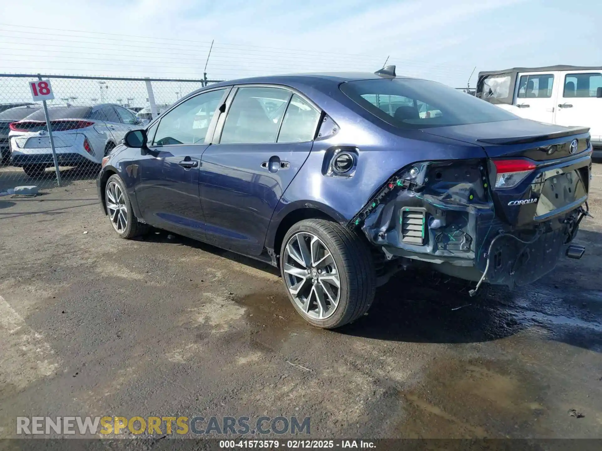 3 Photograph of a damaged car 5YFP4MCE5MP082661 TOYOTA COROLLA 2021