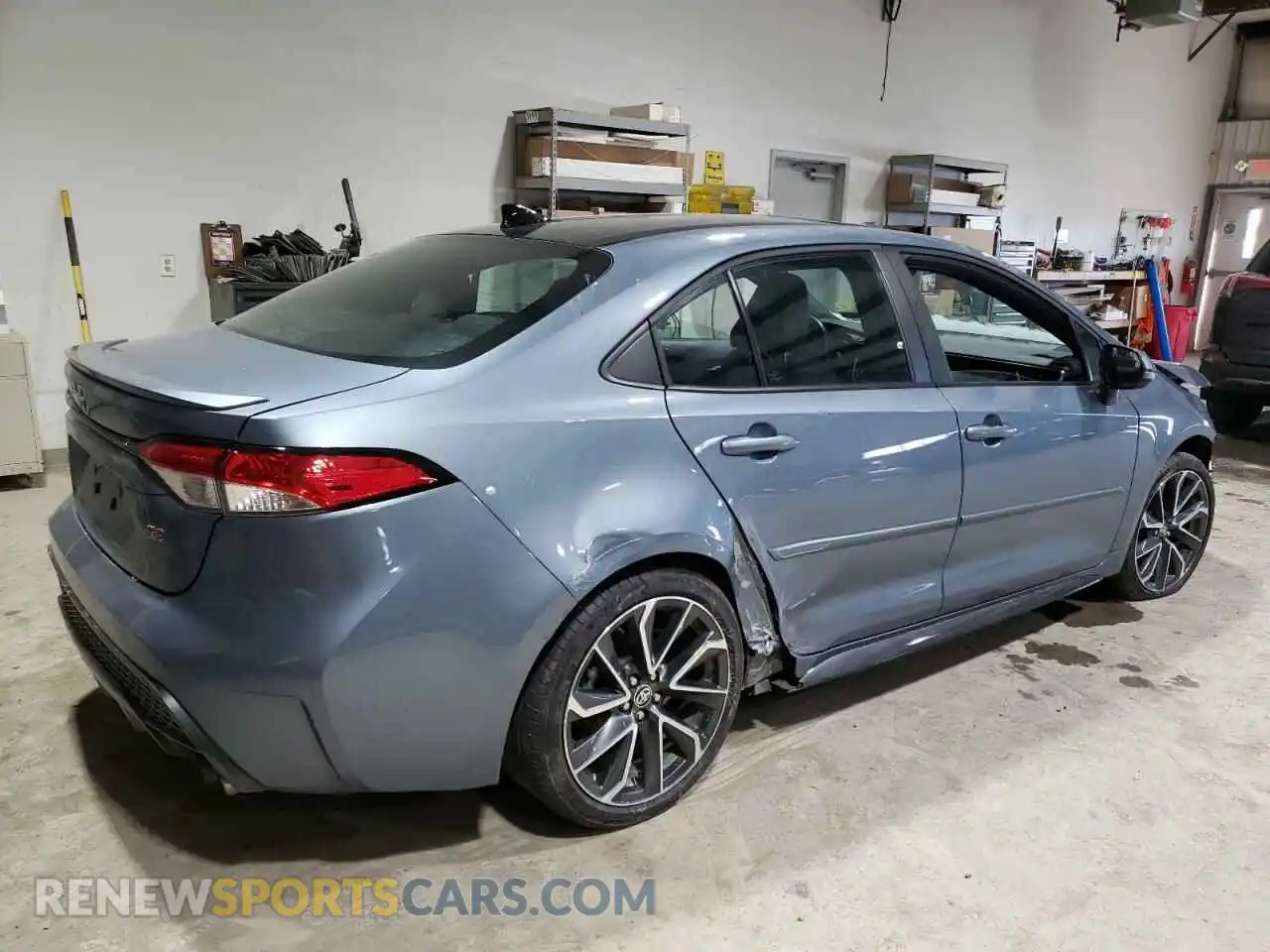 3 Photograph of a damaged car 5YFP4MCE6MP068638 TOYOTA COROLLA 2021