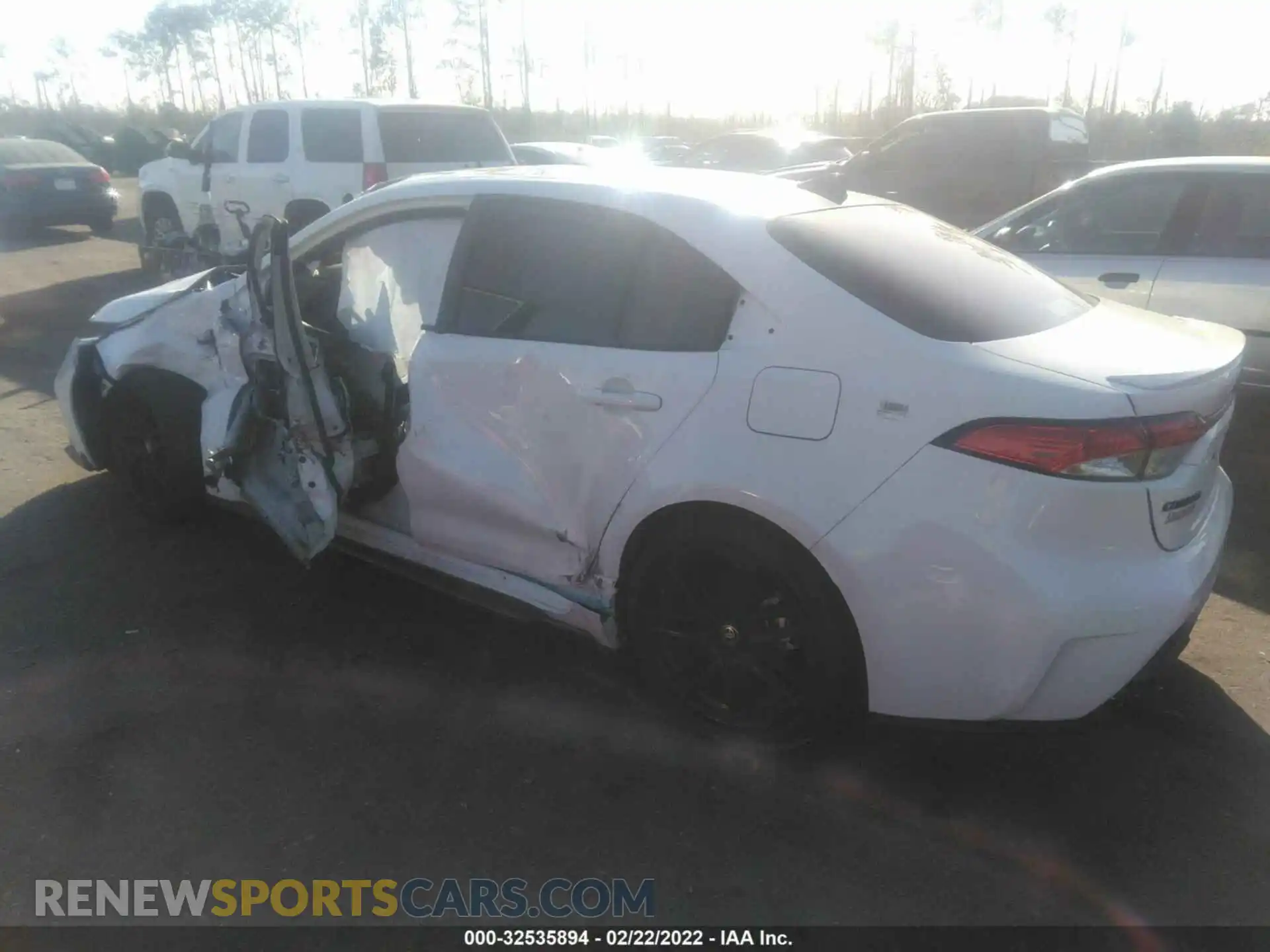 3 Photograph of a damaged car 5YFS4MCE0MP079774 TOYOTA COROLLA 2021