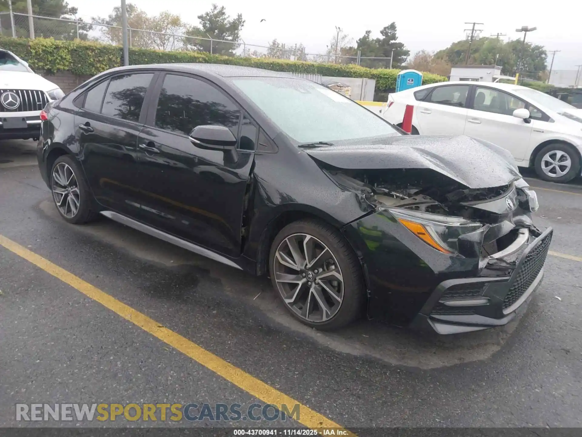 1 Photograph of a damaged car 5YFS4MCE0MP084702 TOYOTA COROLLA 2021