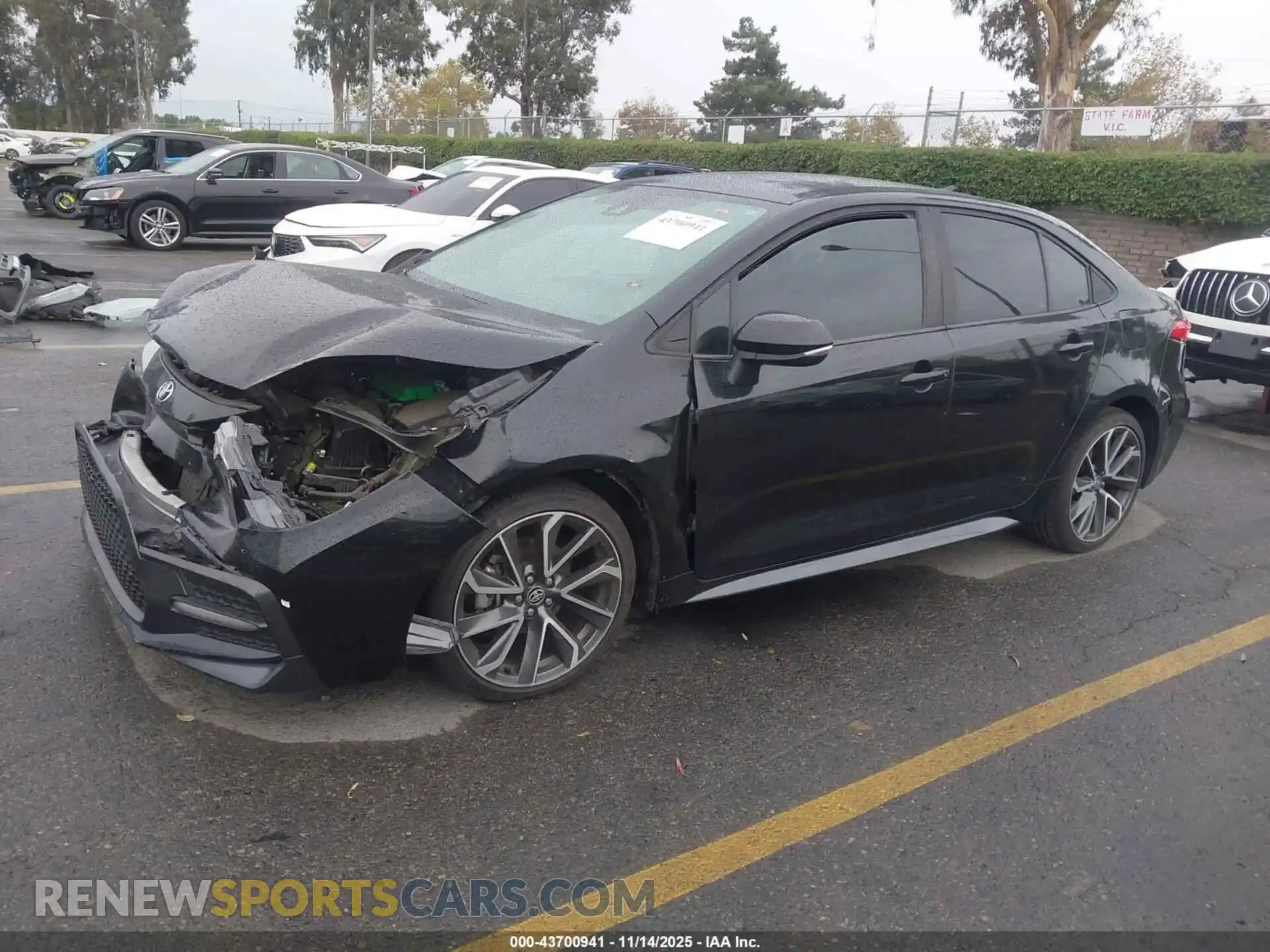 2 Photograph of a damaged car 5YFS4MCE0MP084702 TOYOTA COROLLA 2021