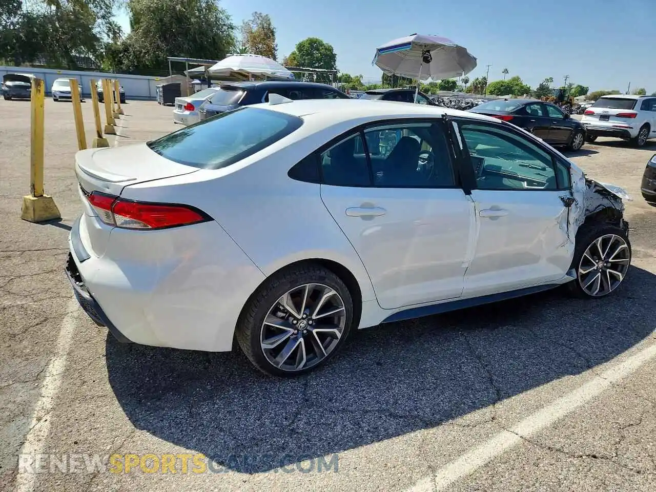 3 Photograph of a damaged car 5YFS4MCE0MP091486 TOYOTA COROLLA 2021