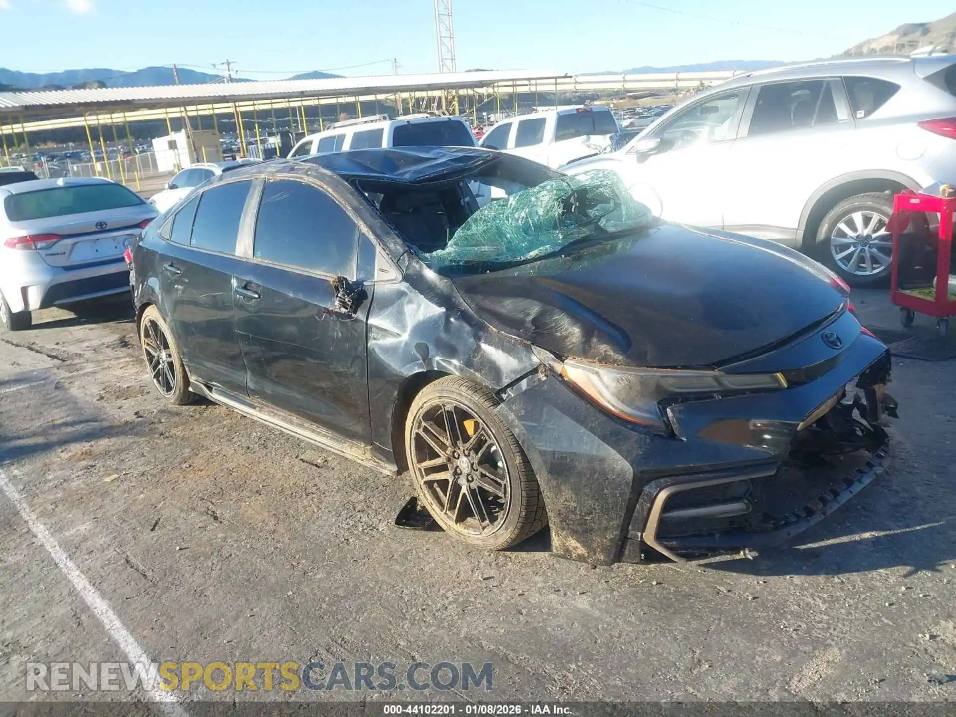 1 Photograph of a damaged car 5YFS4MCE0MP096073 TOYOTA COROLLA 2021