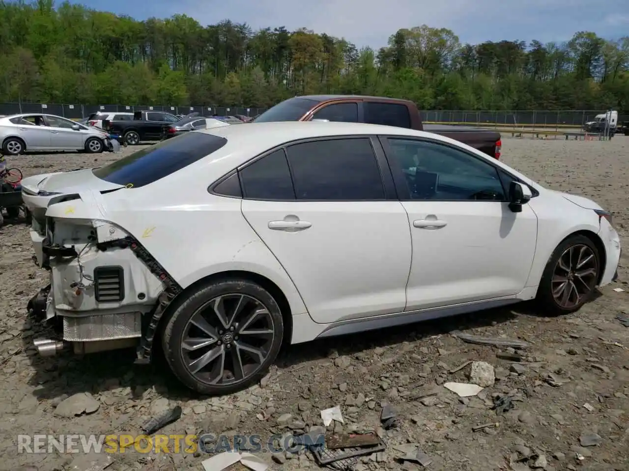 3 Photograph of a damaged car 5YFS4MCE1MP061381 TOYOTA COROLLA 2021