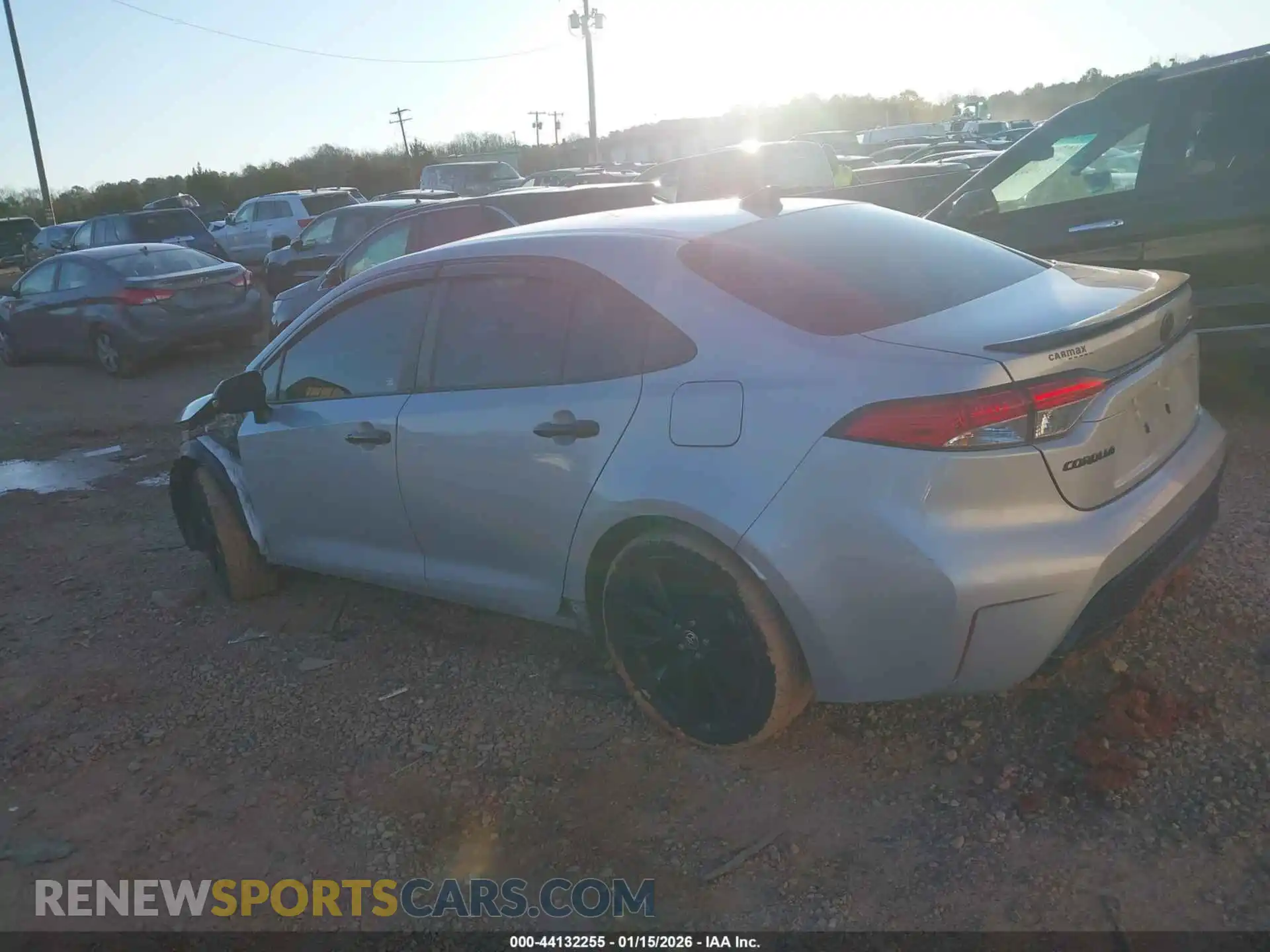 3 fotografías del automóvil dañado 5YFS4MCE1MP078696 TOYOTA COROLLA 2021