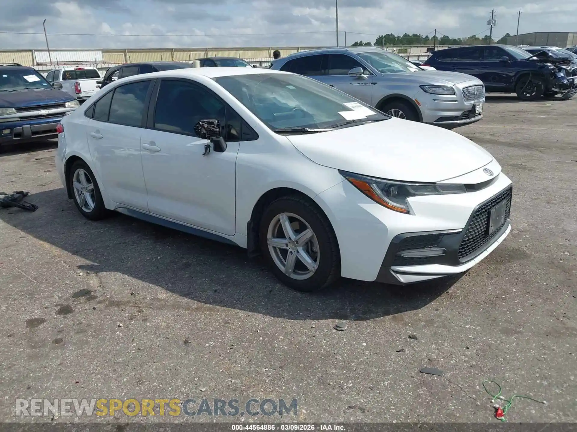 1 Photograph of a damaged car 5YFS4MCE1MP084921 TOYOTA COROLLA 2021