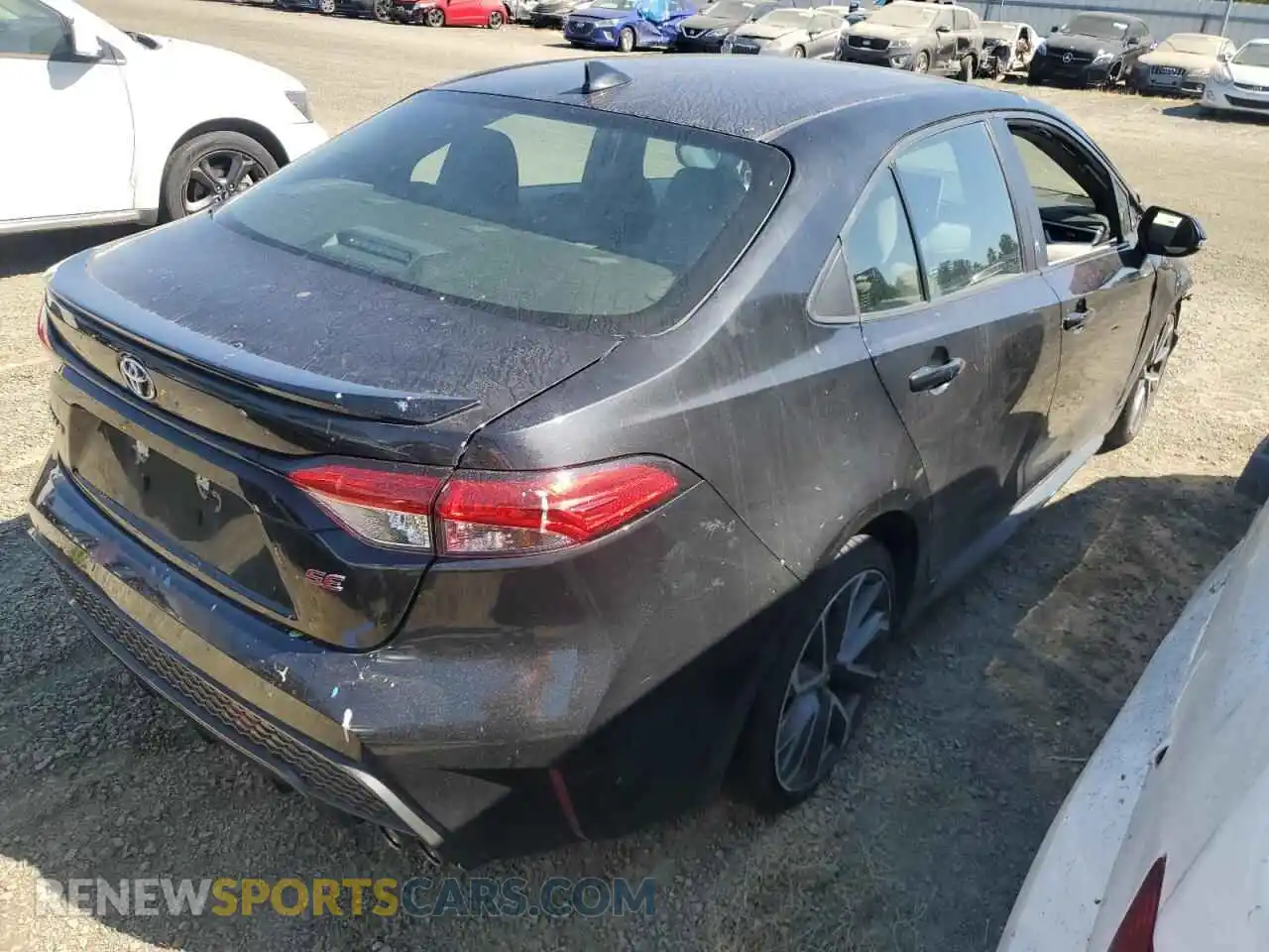 3 Photograph of a damaged car 5YFS4MCE1MP092601 TOYOTA COROLLA 2021