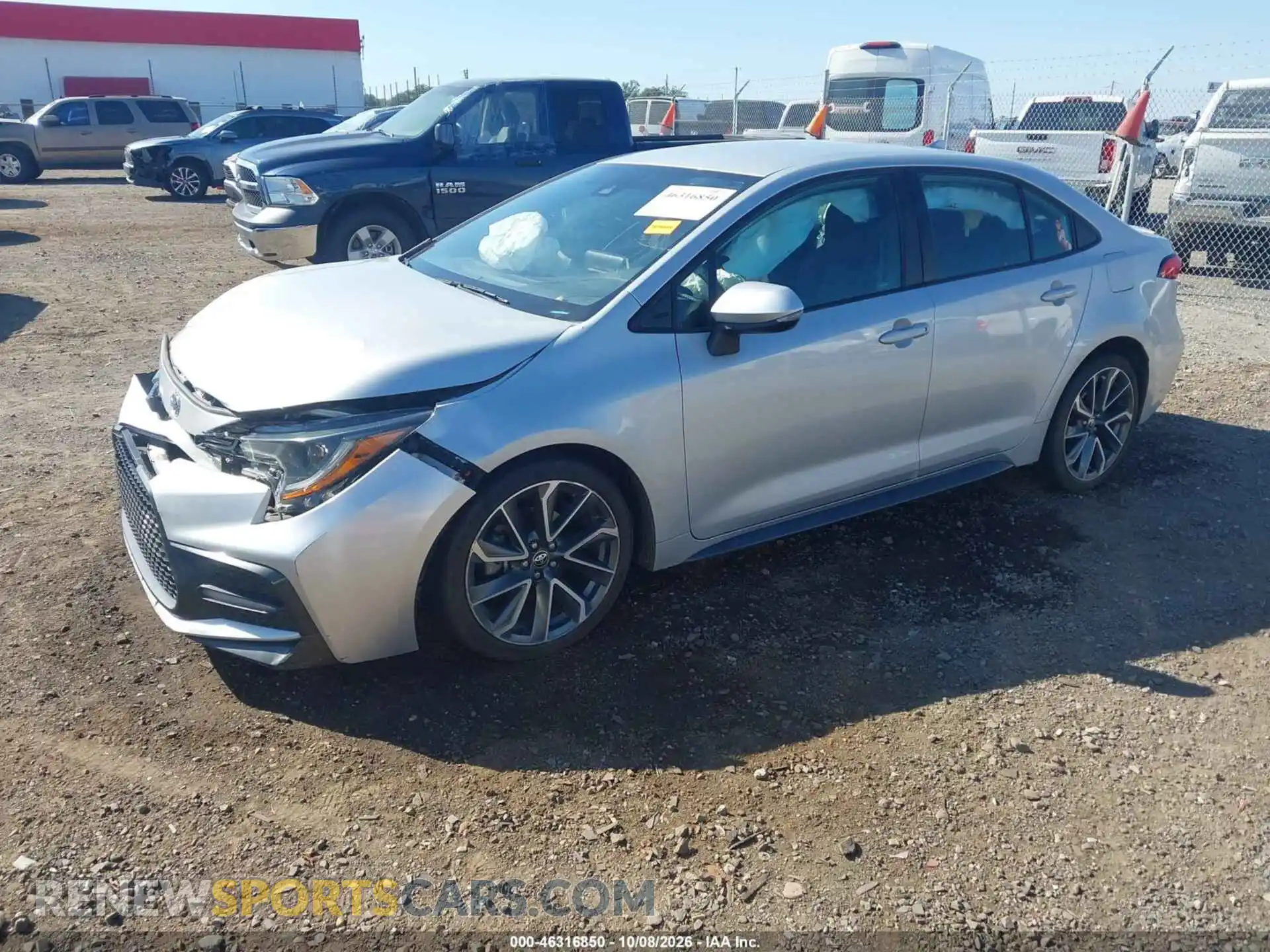 2 fotografías del automóvil dañado 5YFS4MCE2MP070736 TOYOTA COROLLA 2021