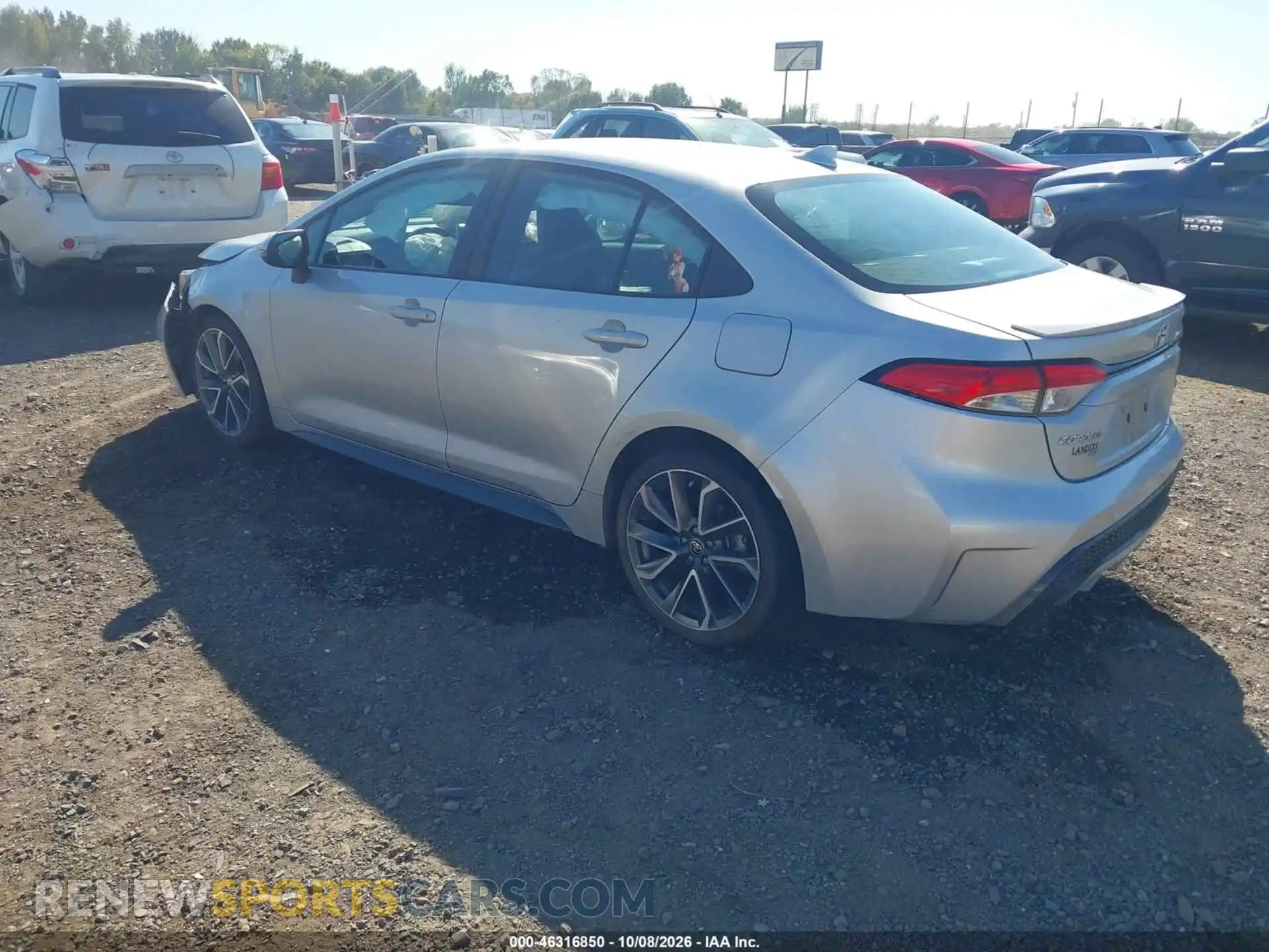 3 fotografías del automóvil dañado 5YFS4MCE2MP070736 TOYOTA COROLLA 2021