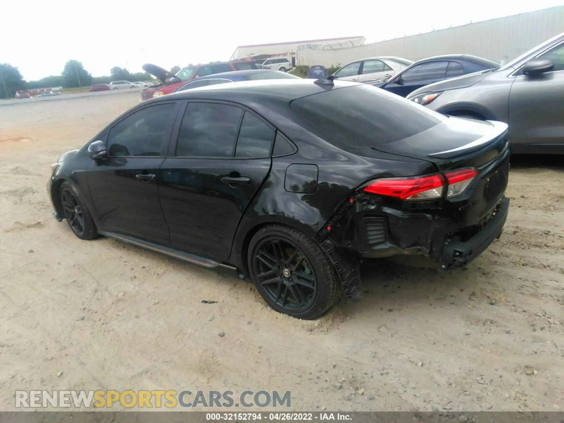 3 fotografías del automóvil dañado 5YFS4MCE2MP073636 TOYOTA COROLLA 2021