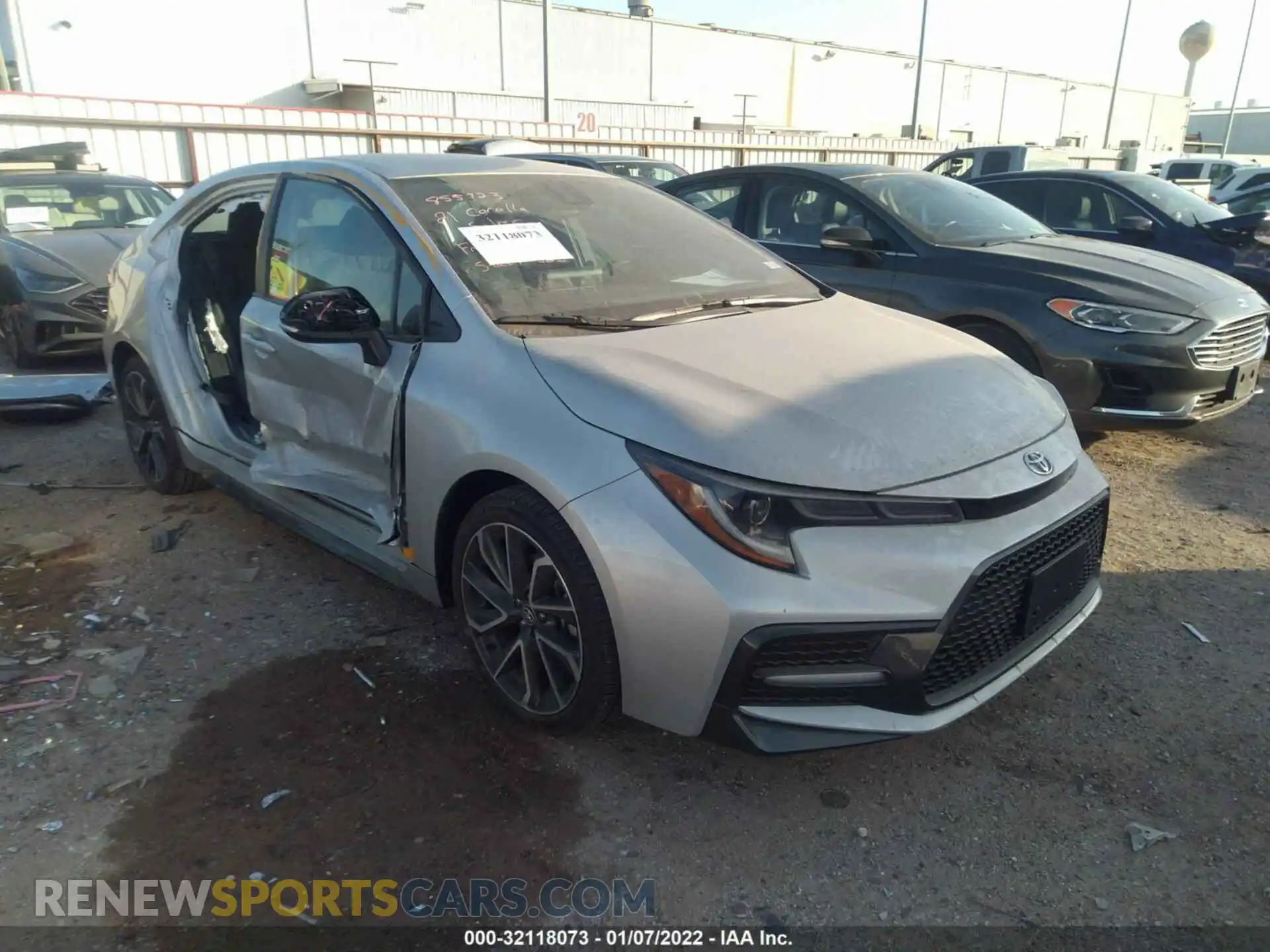 1 Photograph of a damaged car 5YFS4MCE2MP090744 TOYOTA COROLLA 2021