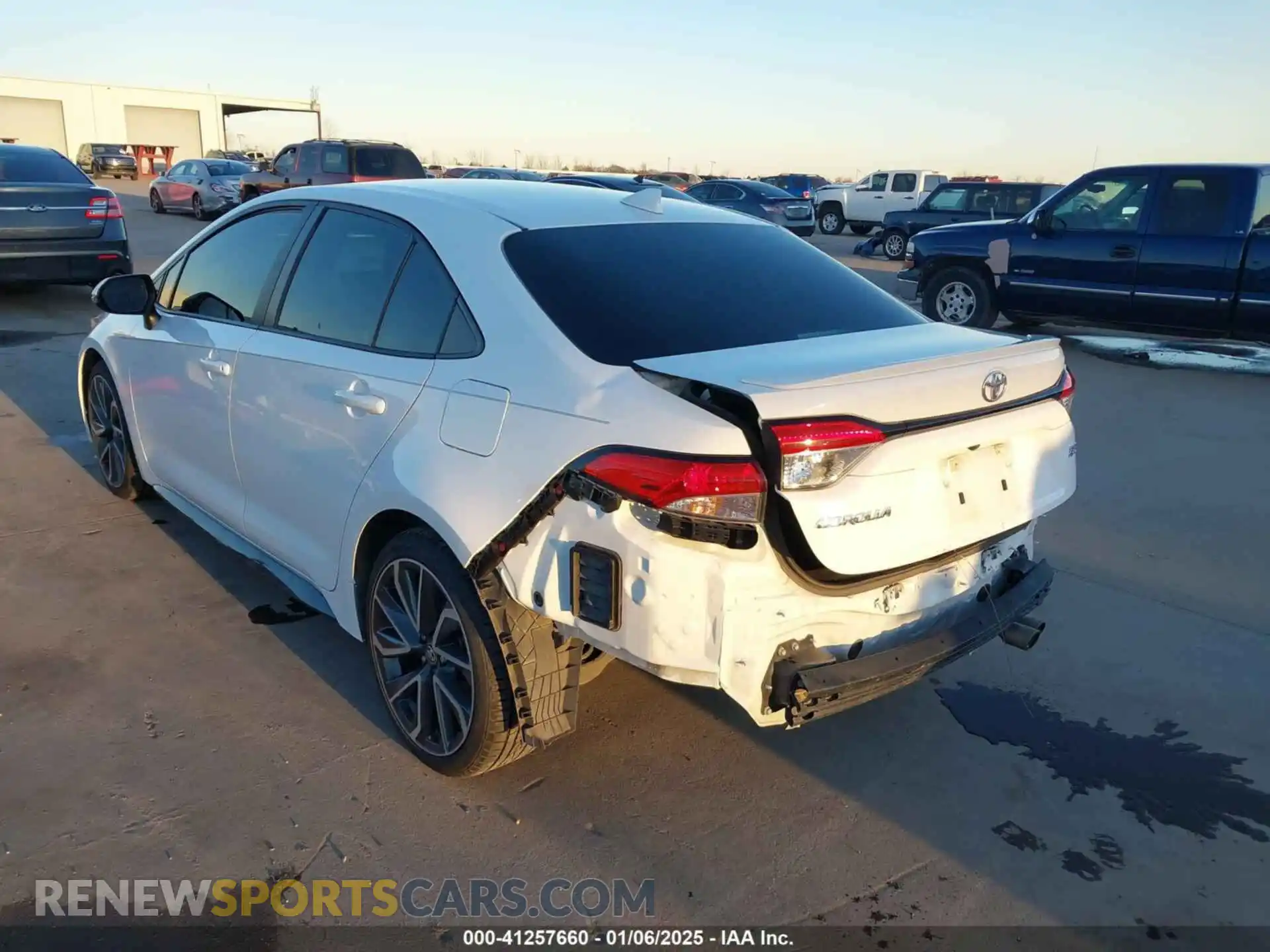 3 Photograph of a damaged car 5YFS4MCE2MP091893 TOYOTA COROLLA 2021
