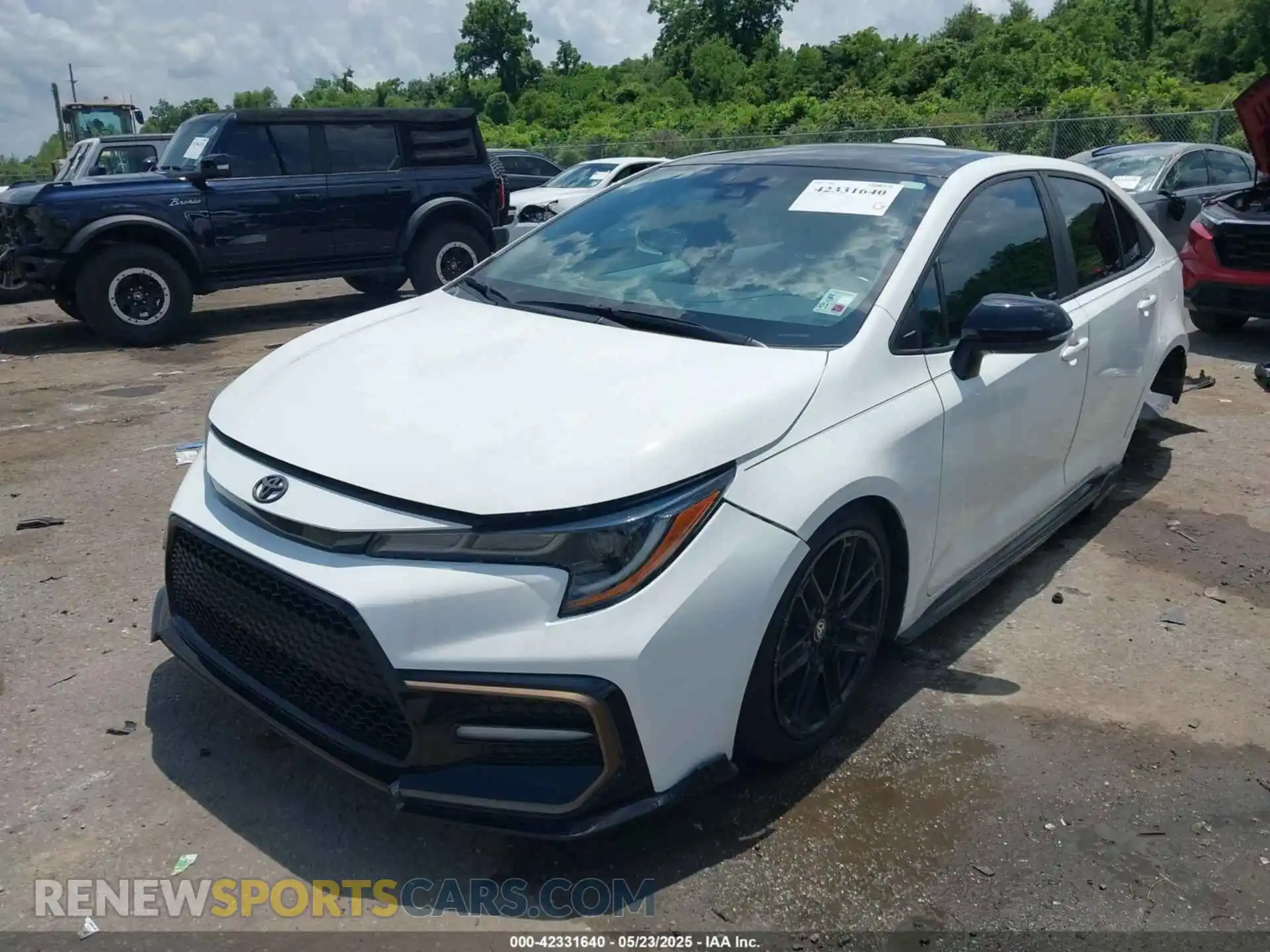 2 Photograph of a damaged car 5YFS4MCE3MP068963 TOYOTA COROLLA 2021