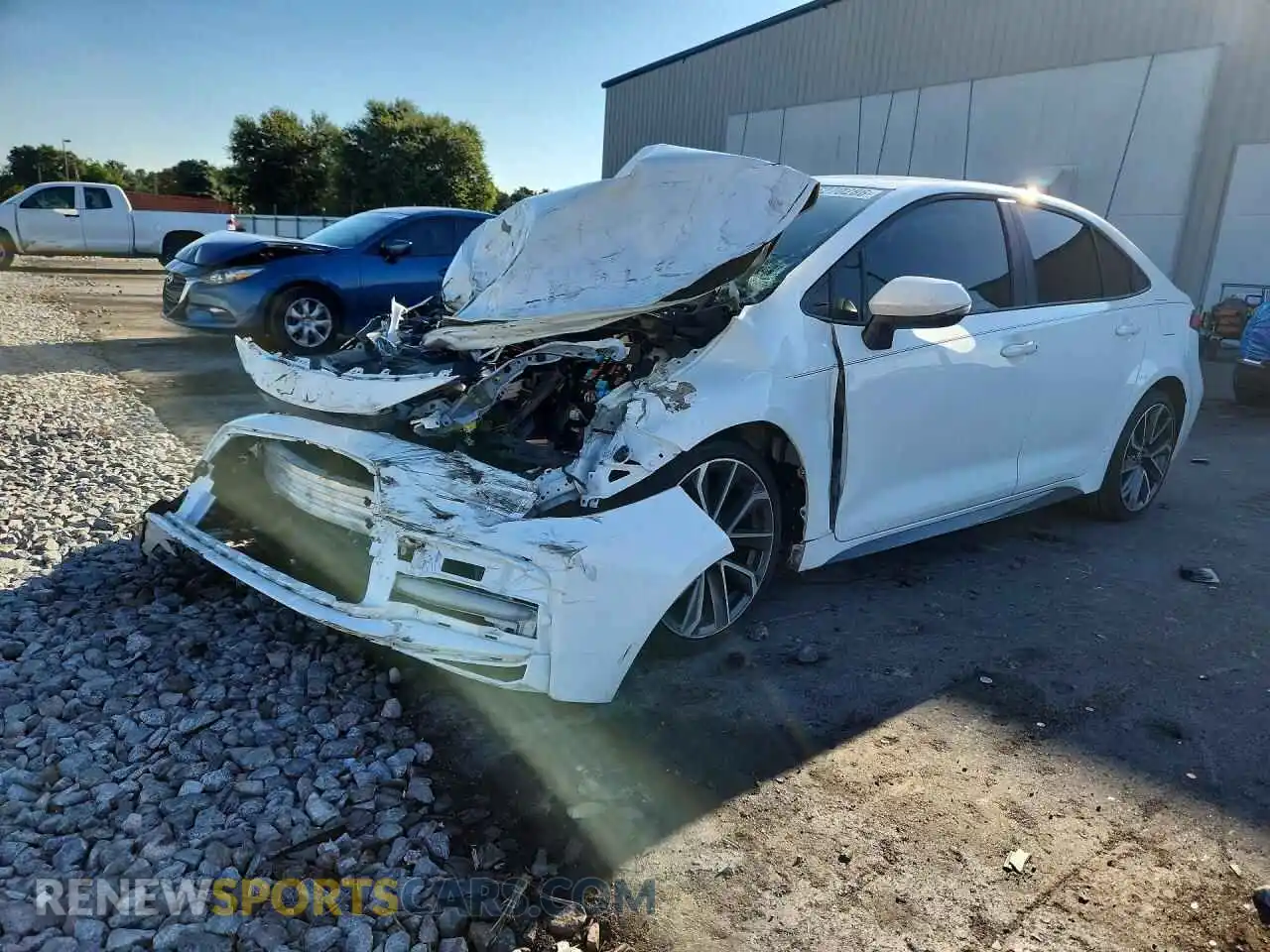 1 Photograph of a damaged car 5YFS4MCE3MP076058 TOYOTA COROLLA 2021