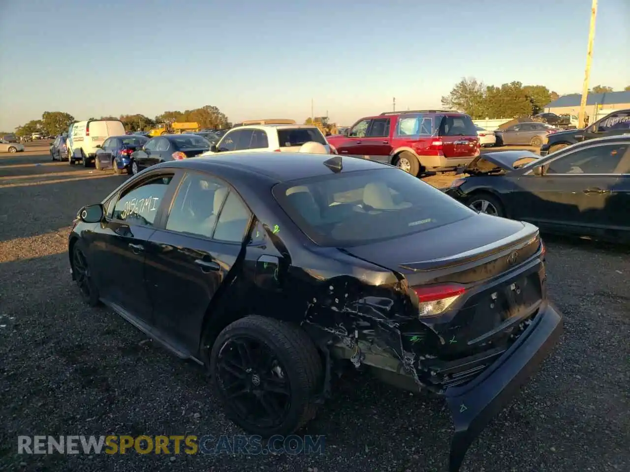 3 Photograph of a damaged car 5YFS4MCE3MP083768 TOYOTA COROLLA 2021