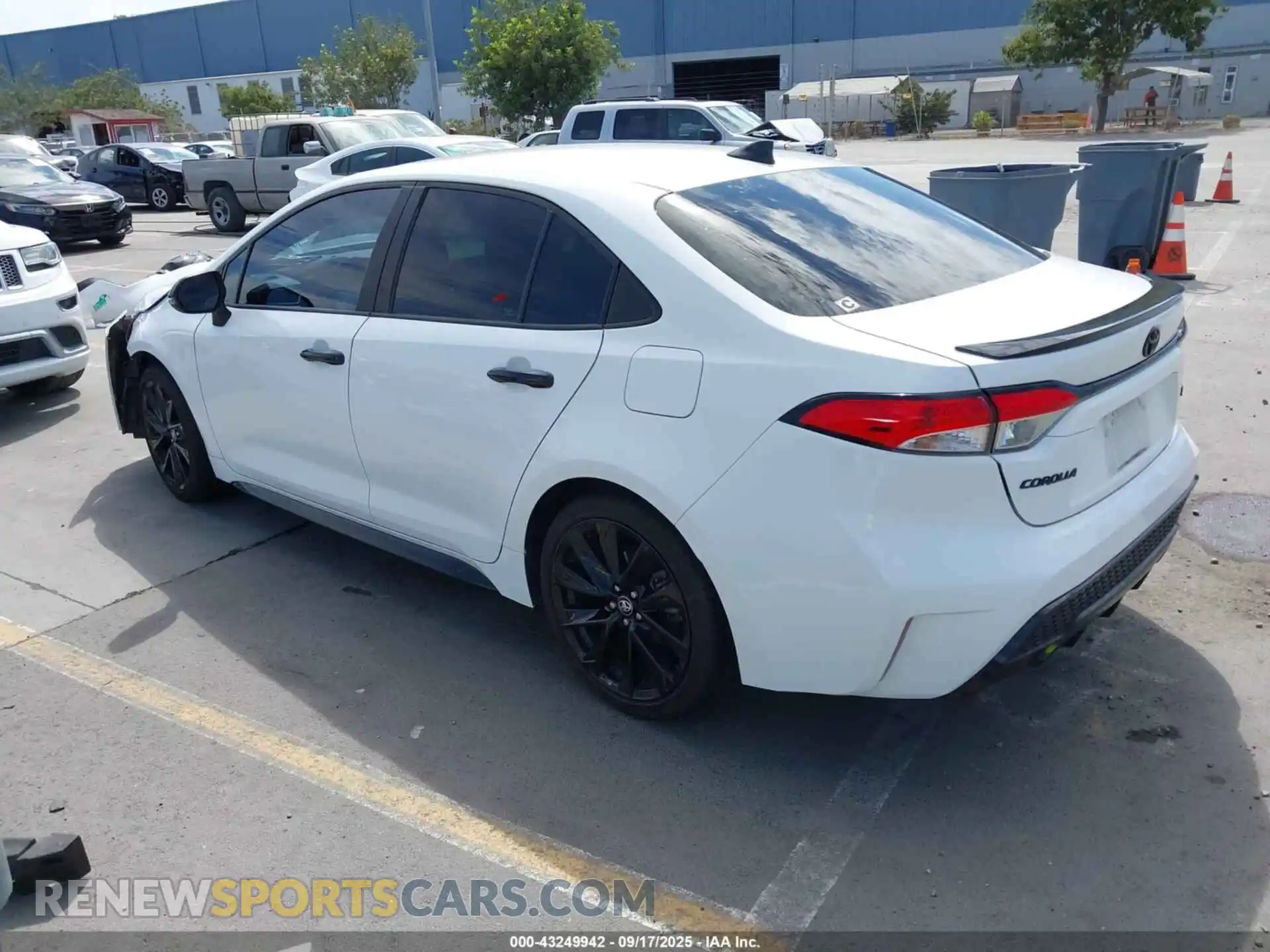 3 Photograph of a damaged car 5YFS4MCE4MP071841 TOYOTA COROLLA 2021