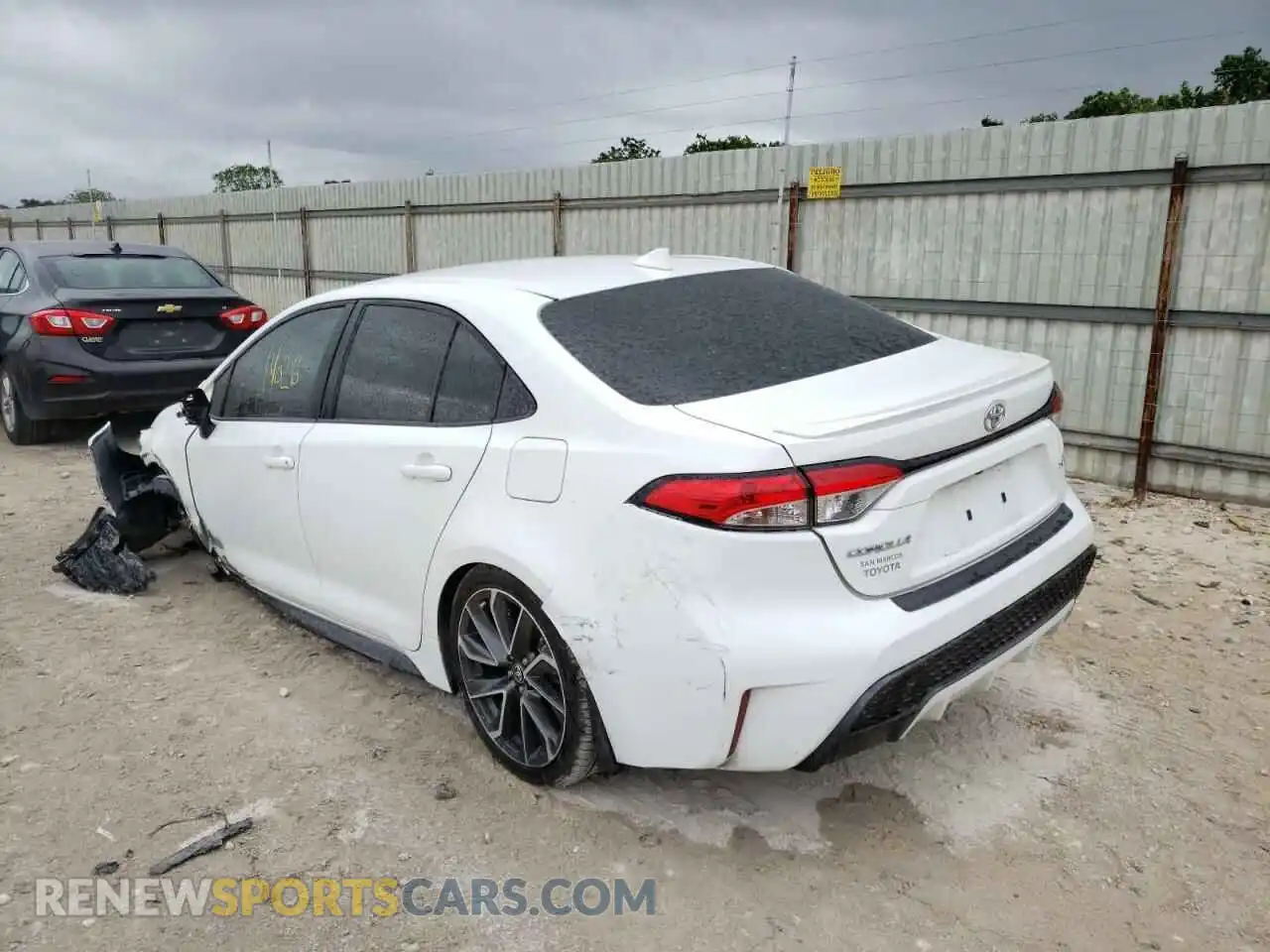 3 Photograph of a damaged car 5YFS4MCE4MP084489 TOYOTA COROLLA 2021