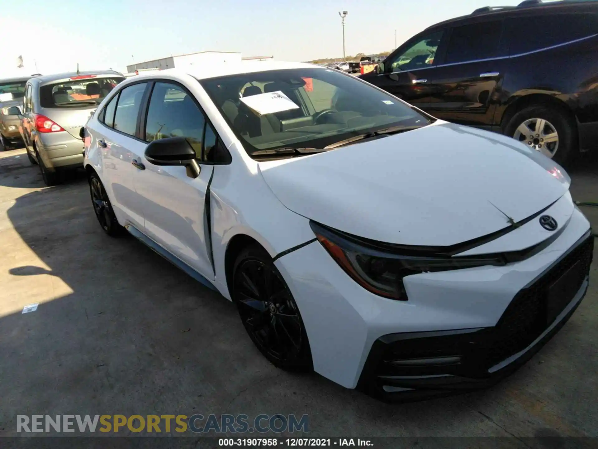 1 Photograph of a damaged car 5YFS4MCE4MP095704 TOYOTA COROLLA 2021