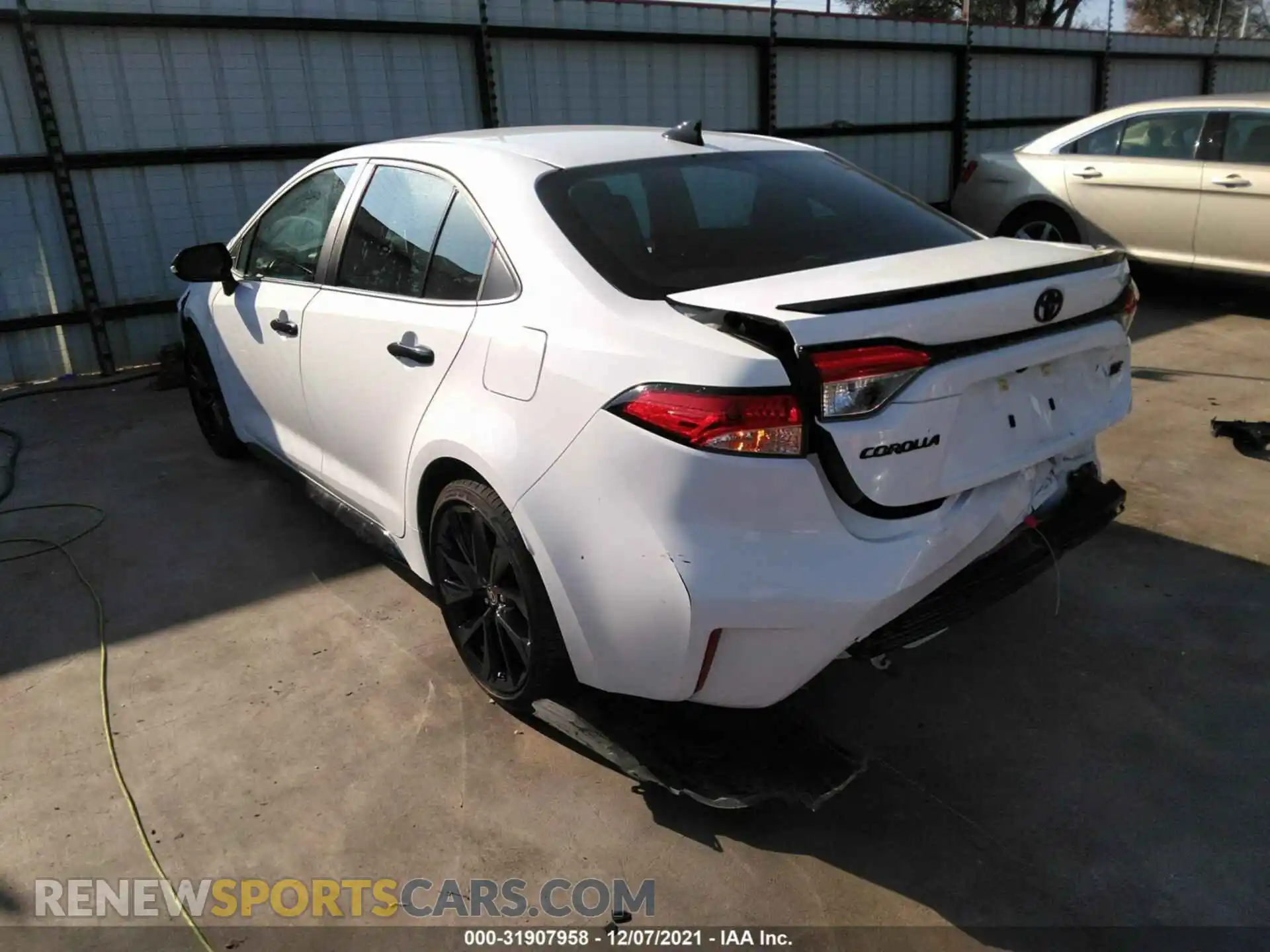 3 Photograph of a damaged car 5YFS4MCE4MP095704 TOYOTA COROLLA 2021