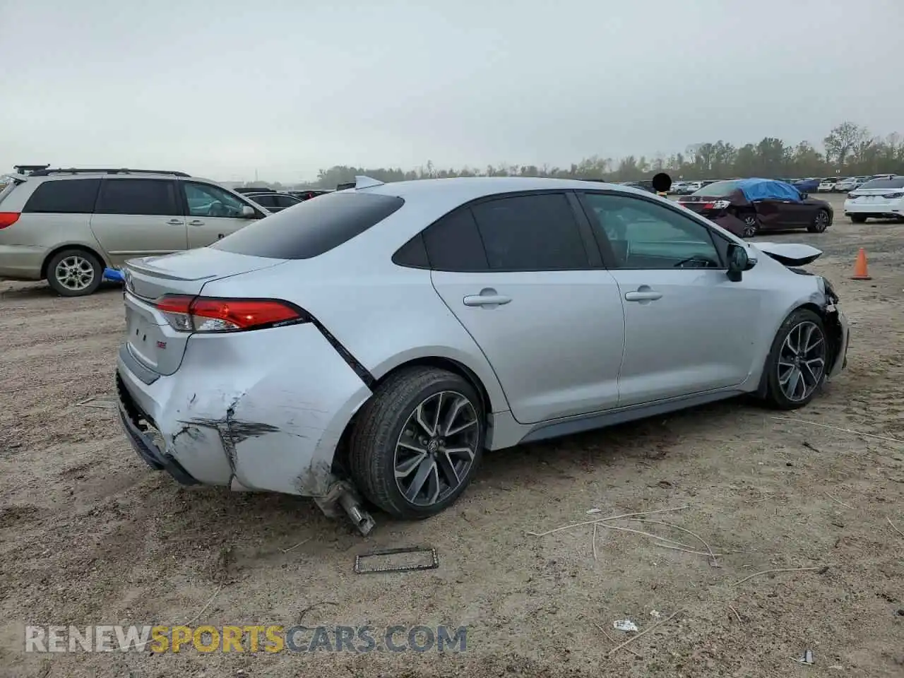 3 fotografías del automóvil dañado 5YFS4MCE5MP061531 TOYOTA COROLLA 2021