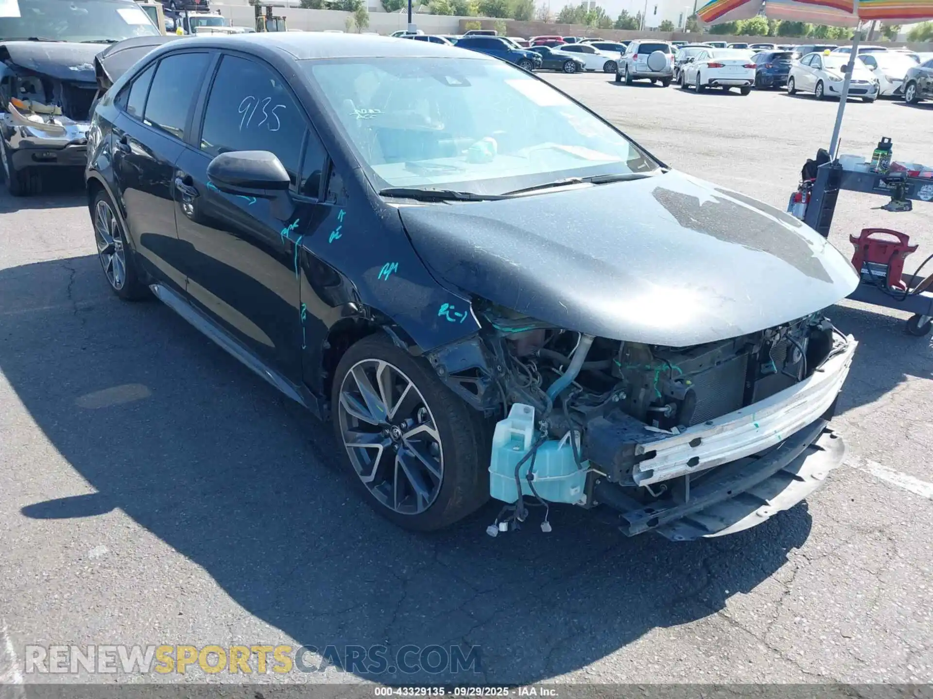 1 Photograph of a damaged car 5YFS4MCE5MP064882 TOYOTA COROLLA 2021