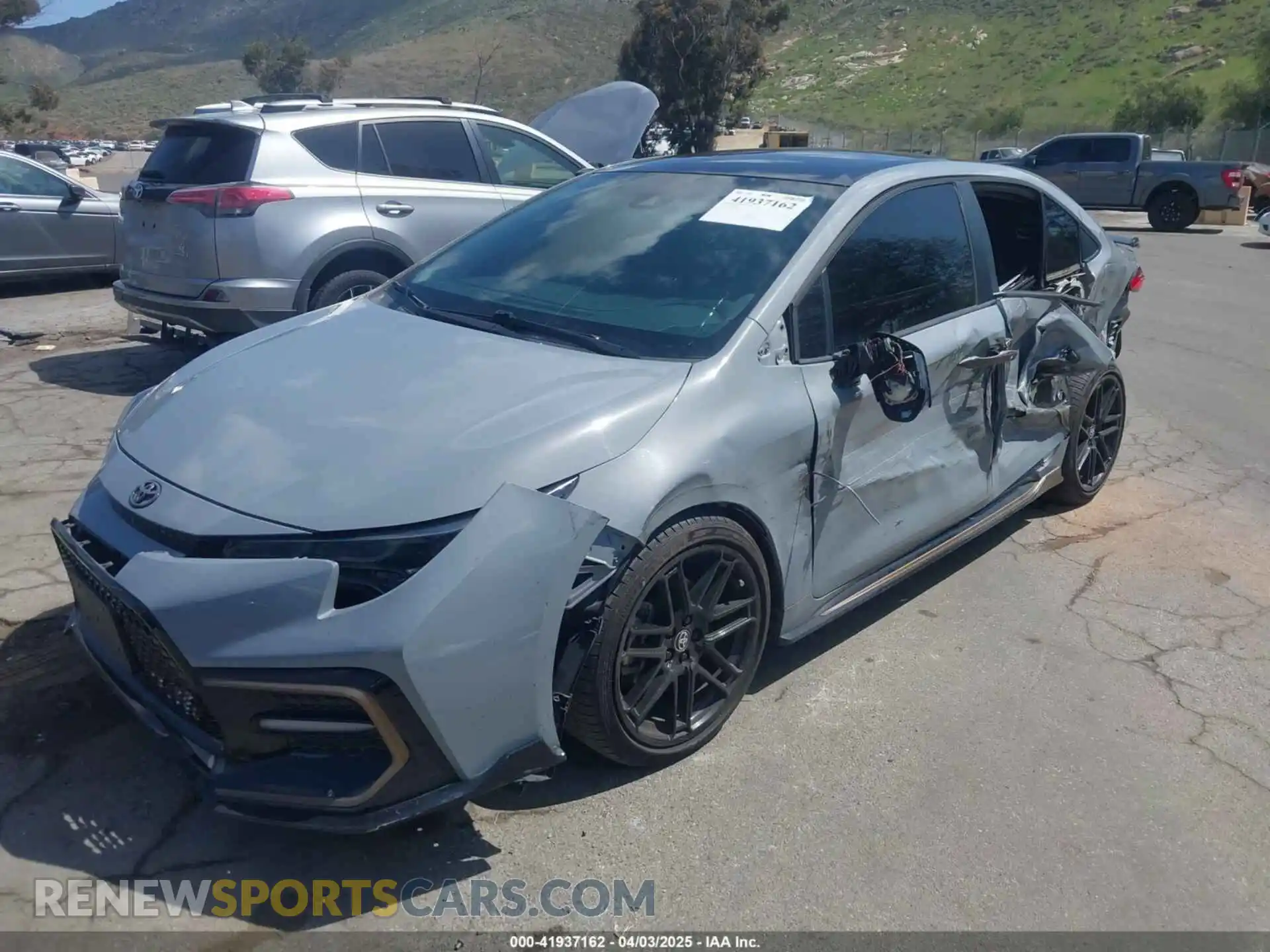 2 Photograph of a damaged car 5YFS4MCE5MP078023 TOYOTA COROLLA 2021
