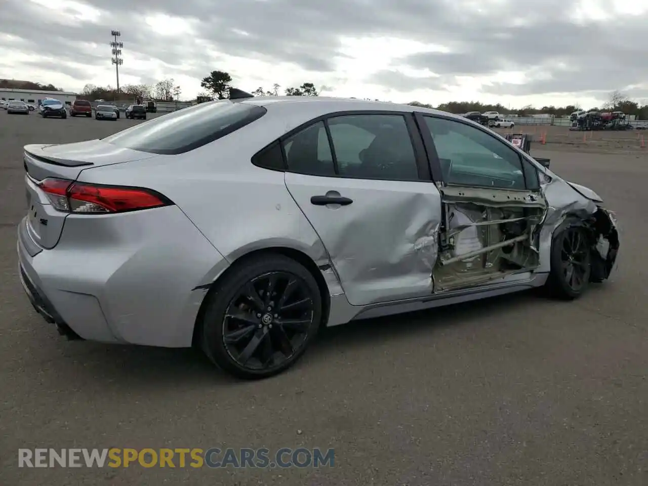 3 Photograph of a damaged car 5YFS4MCE5MP093704 TOYOTA COROLLA 2021