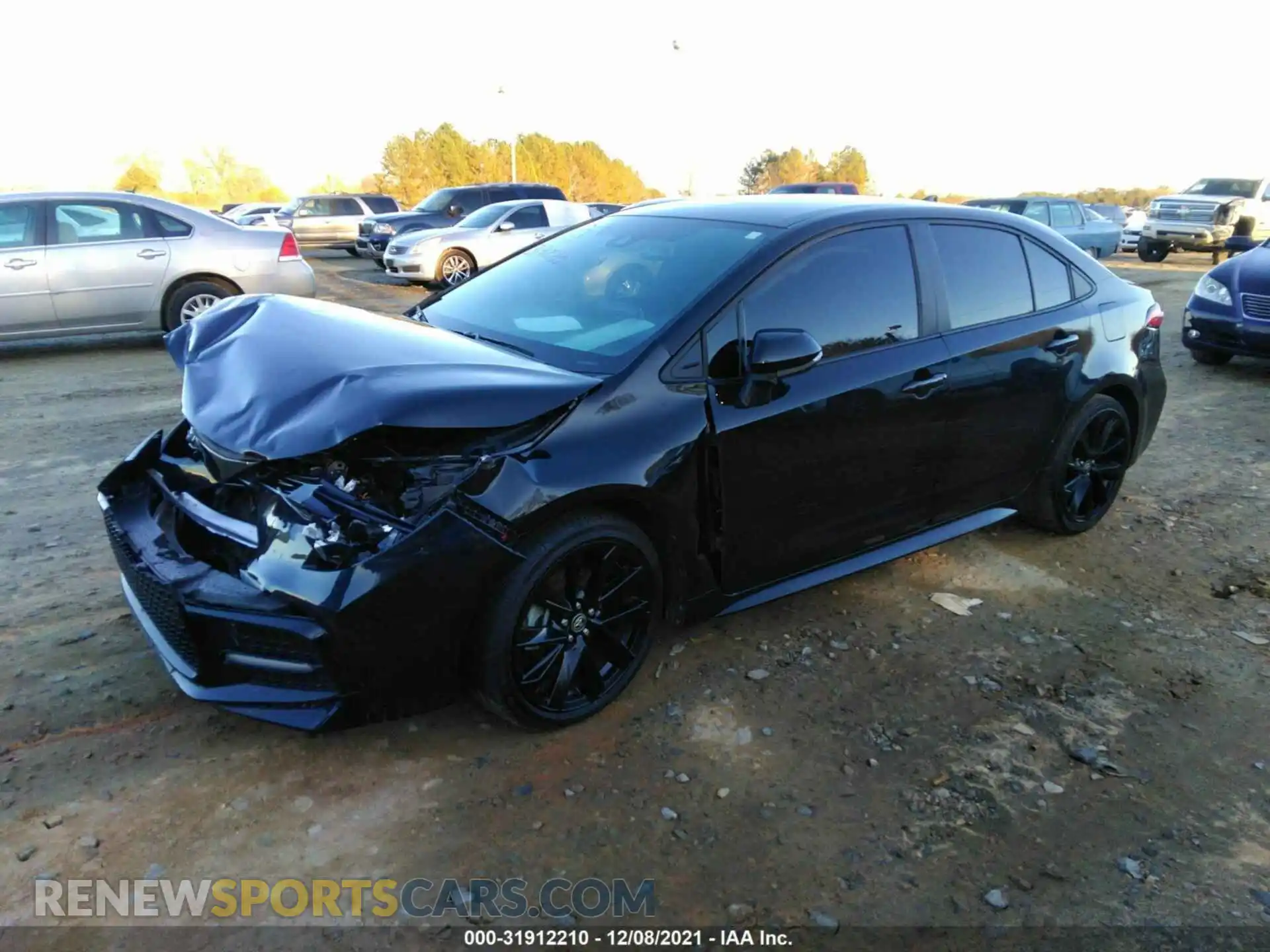 2 fotografías del automóvil dañado 5YFS4MCE6MP064275 TOYOTA COROLLA 2021